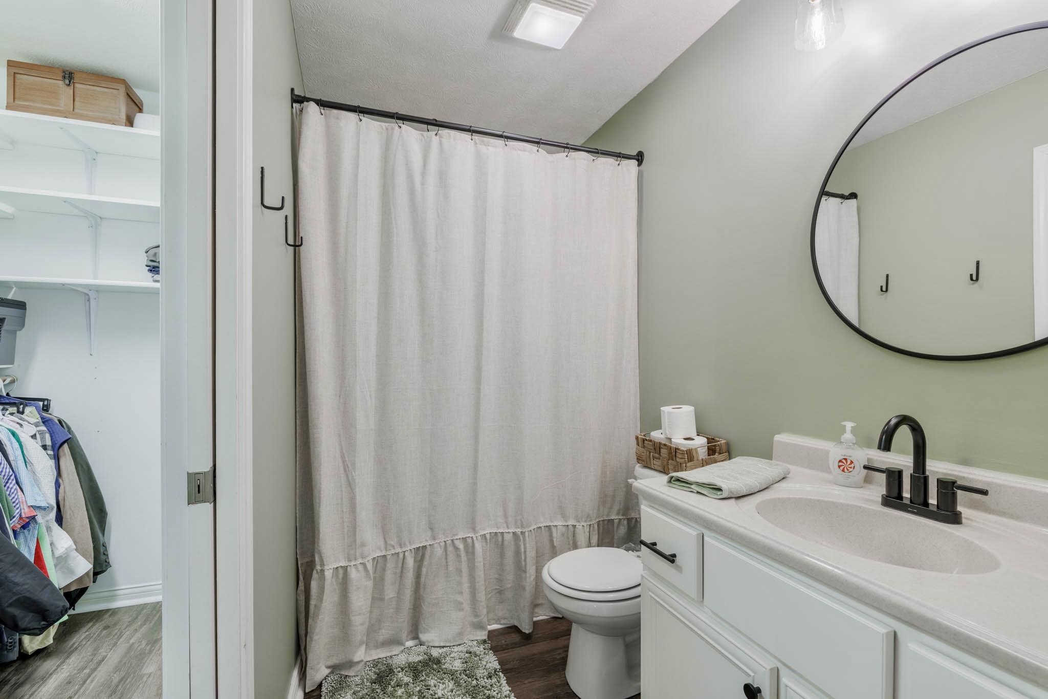 1405 Chandler Avenue, Owensboro, Kentucky 42303, 3 Bedrooms Bedrooms, ,2 BathroomsBathrooms,Single Family Residence,For Sale,Chandler Avenue,91475