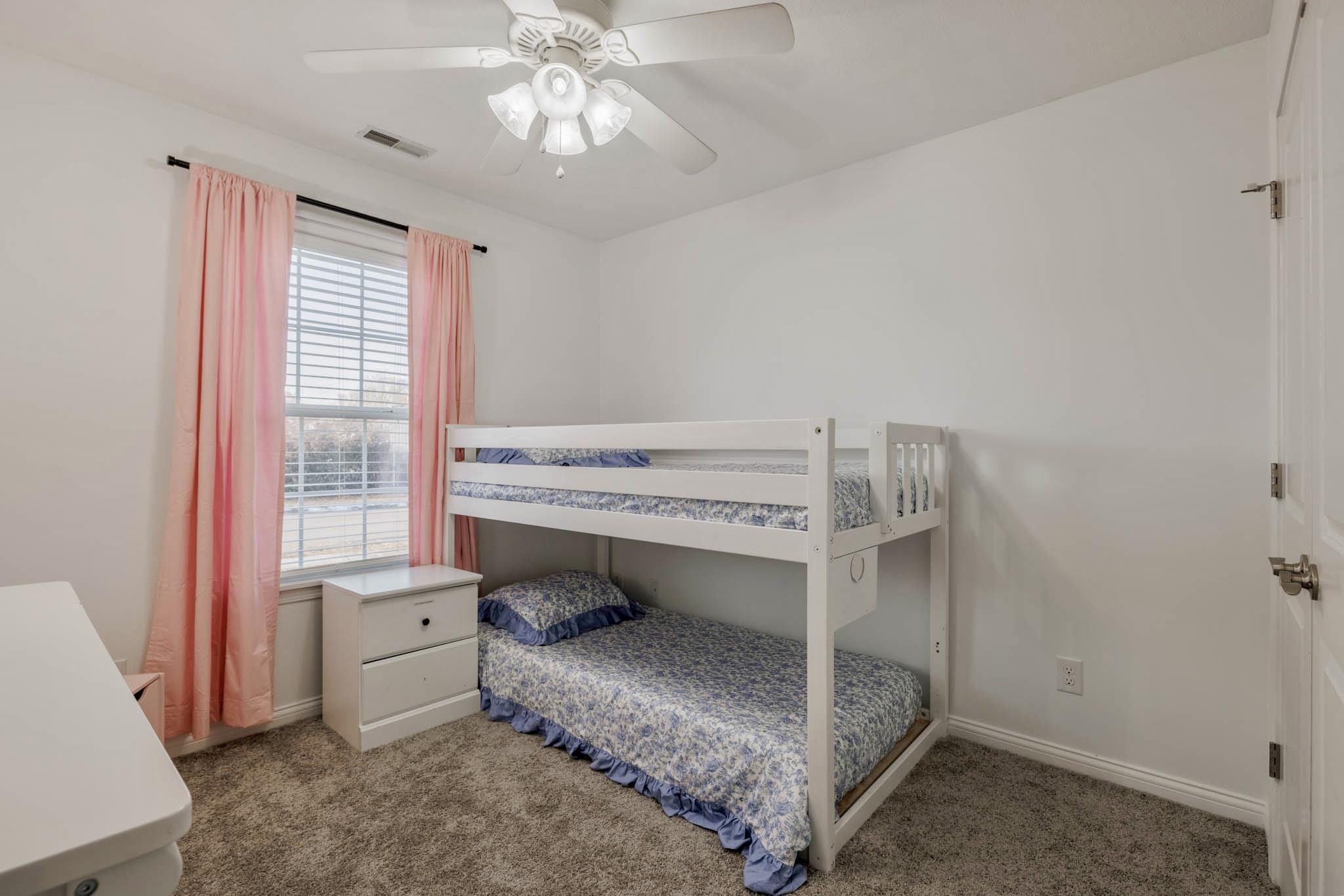 1405 Chandler Avenue, Owensboro, Kentucky 42303, 3 Bedrooms Bedrooms, ,2 BathroomsBathrooms,Single Family Residence,For Sale,Chandler Avenue,91475