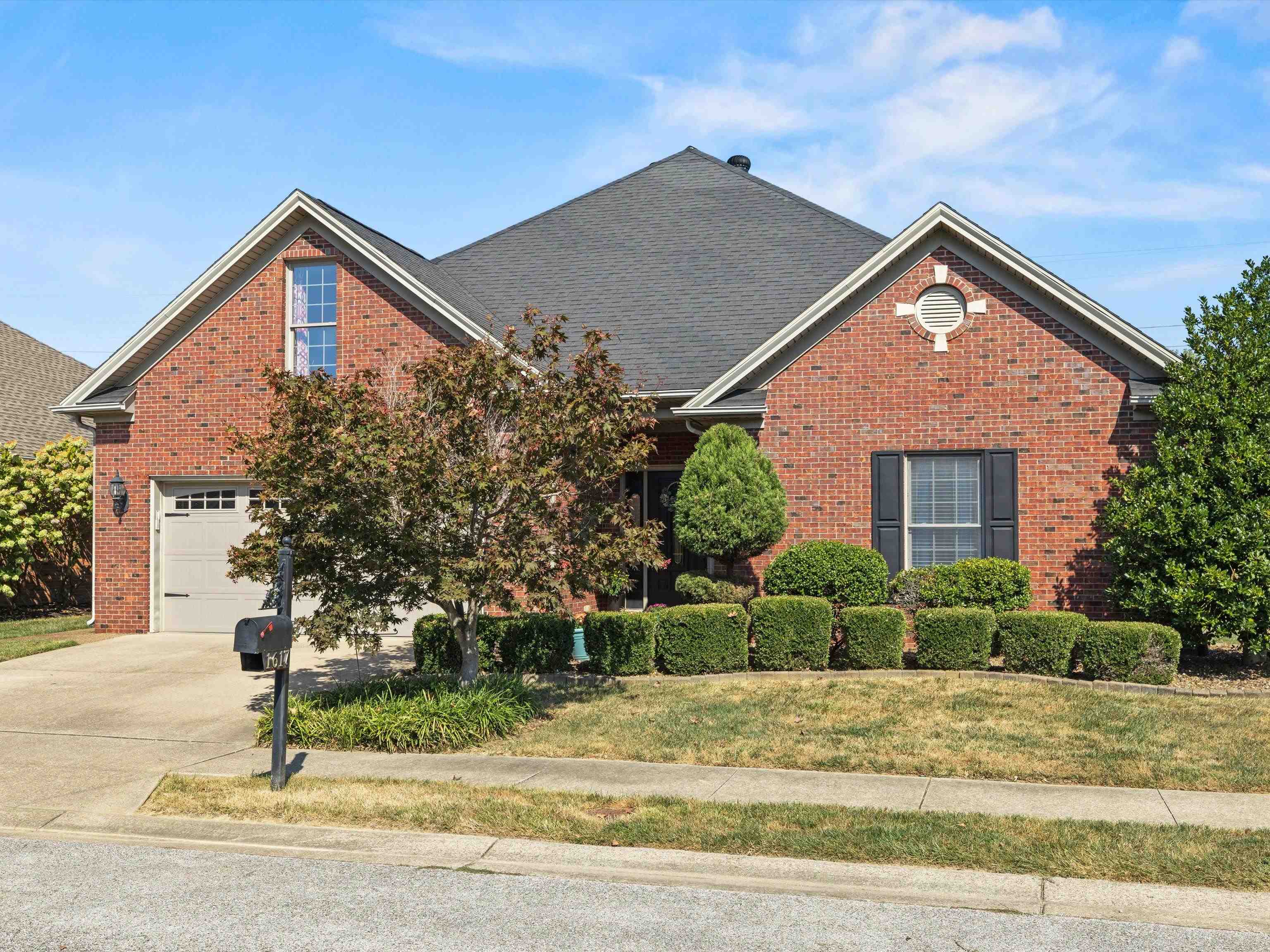 1617 Creek Haven Loop, Owensboro, Kentucky 42303, 4 Bedrooms Bedrooms, ,2 BathroomsBathrooms,Single Family Residence,For Sale,Creek Haven Loop,91479