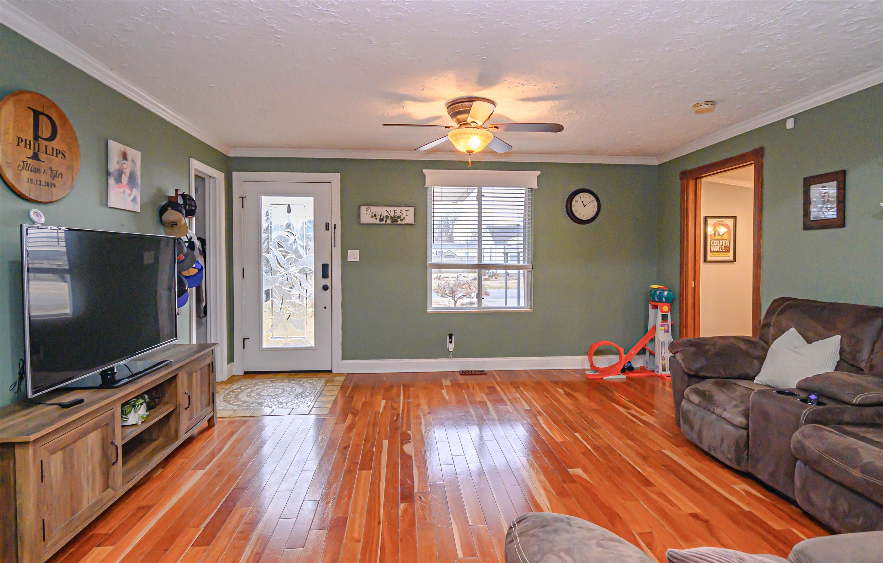 2524 9th Street, Owensboro, Kentucky 42303, 3 Bedrooms Bedrooms, ,2 BathroomsBathrooms,Single Family Residence,For Sale,9th Street,91483