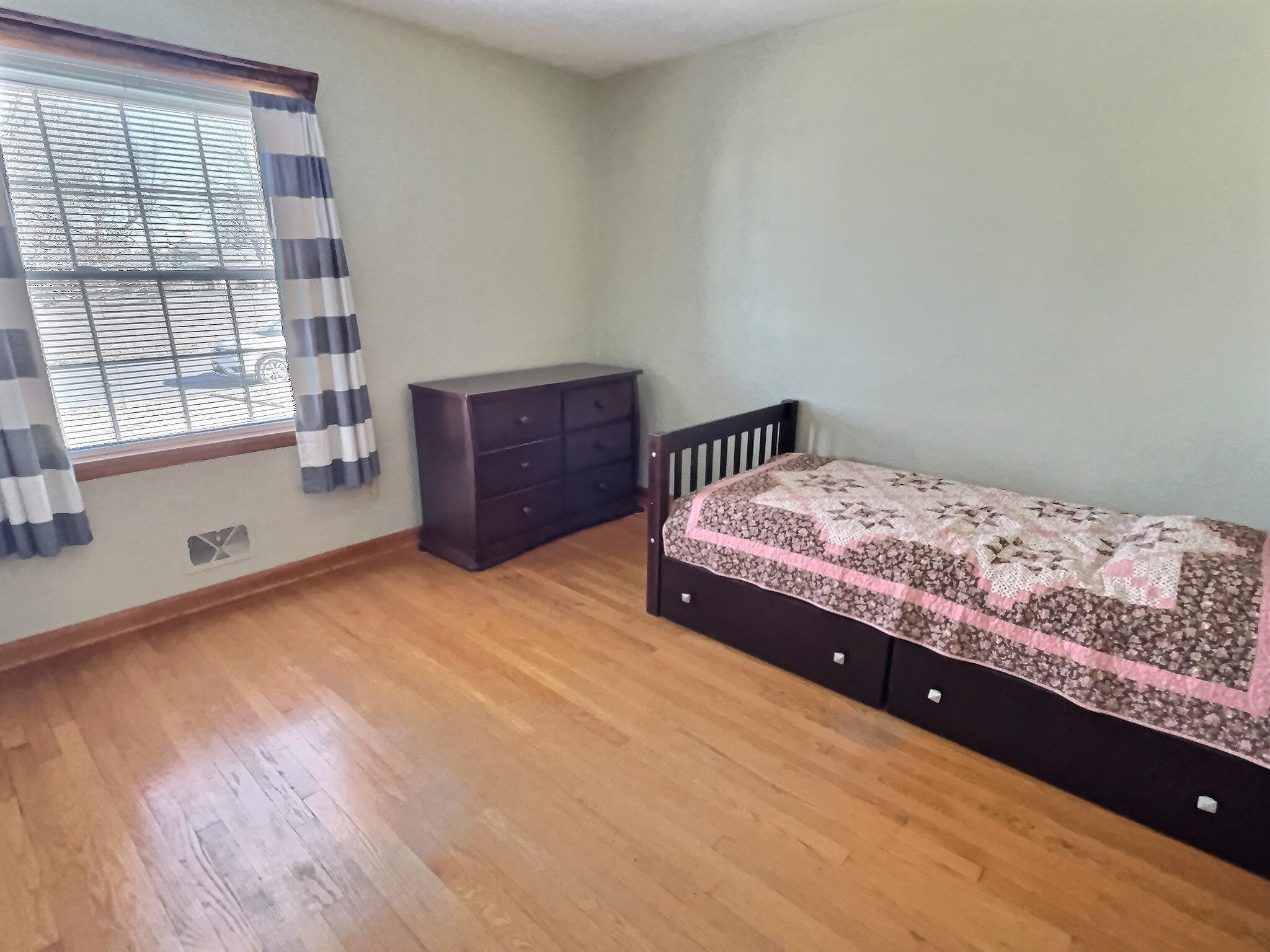 708 Parkway Drive, Owensboro, Kentucky 42303, 3 Bedrooms Bedrooms, ,1 BathroomBathrooms,Single Family Residence,For Sale,Parkway Drive,91484