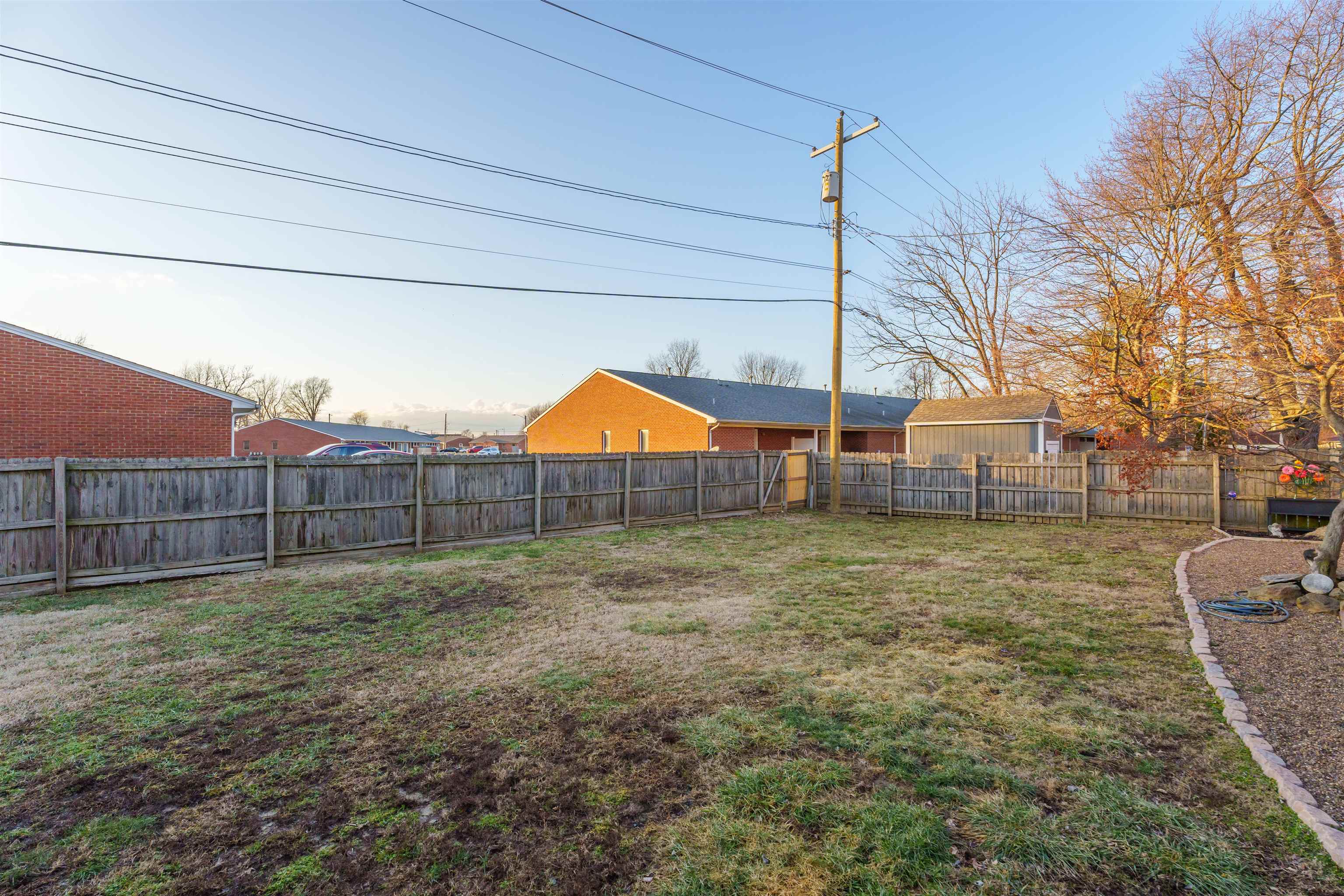 4030 Springdale Drive, Owensboro, Kentucky 42301, 5 Bedrooms Bedrooms, ,3 BathroomsBathrooms,Single Family Residence,For Sale,Springdale Drive,91491