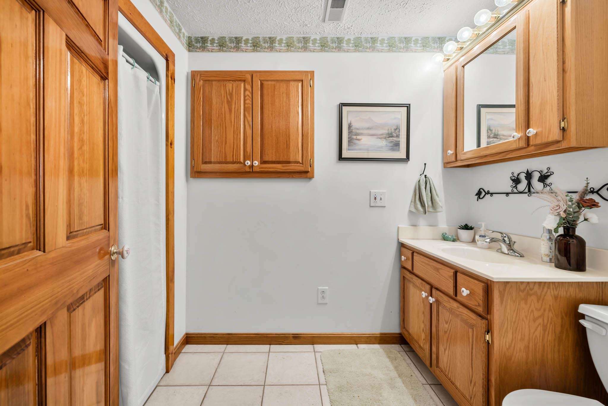 398 Indian Hill Road, Hawesville, Kentucky 42348, 4 Bedrooms Bedrooms, ,3 BathroomsBathrooms,Single Family Residence,For Sale,Indian Hill Road,91495