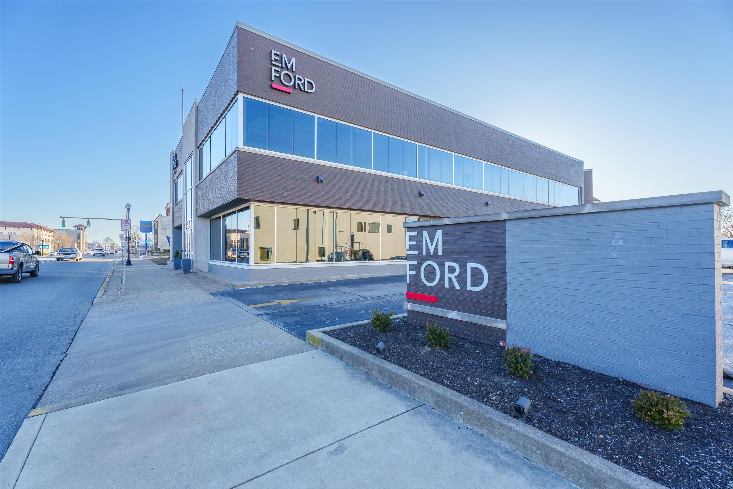 600 Frederica Street, Owensboro, Kentucky 42301, ,Office,For Sale,Frederica Street,91497