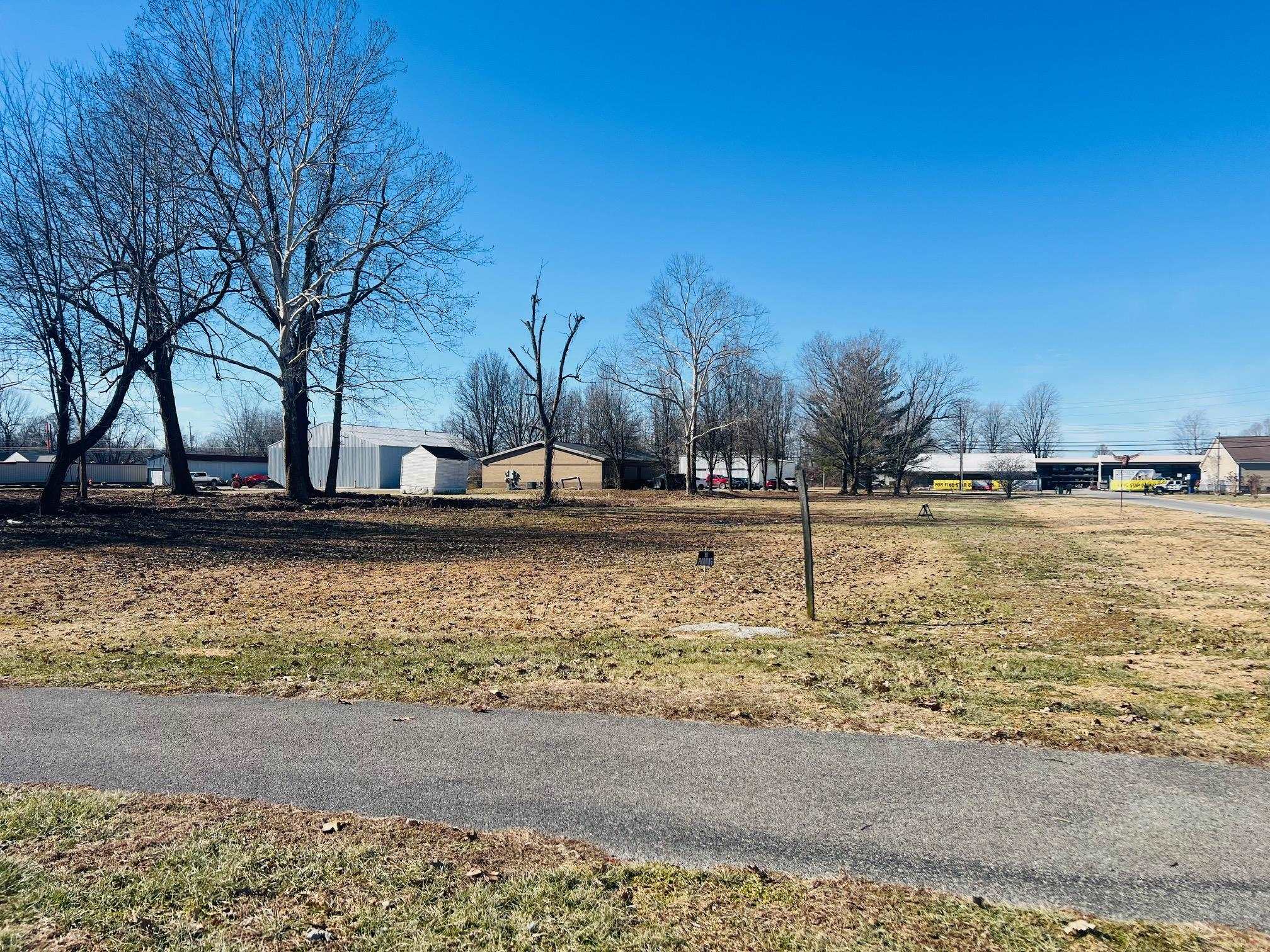 221 Main St, Beaver Dam, Kentucky 42320, ,Land,For Sale,Main St,91506