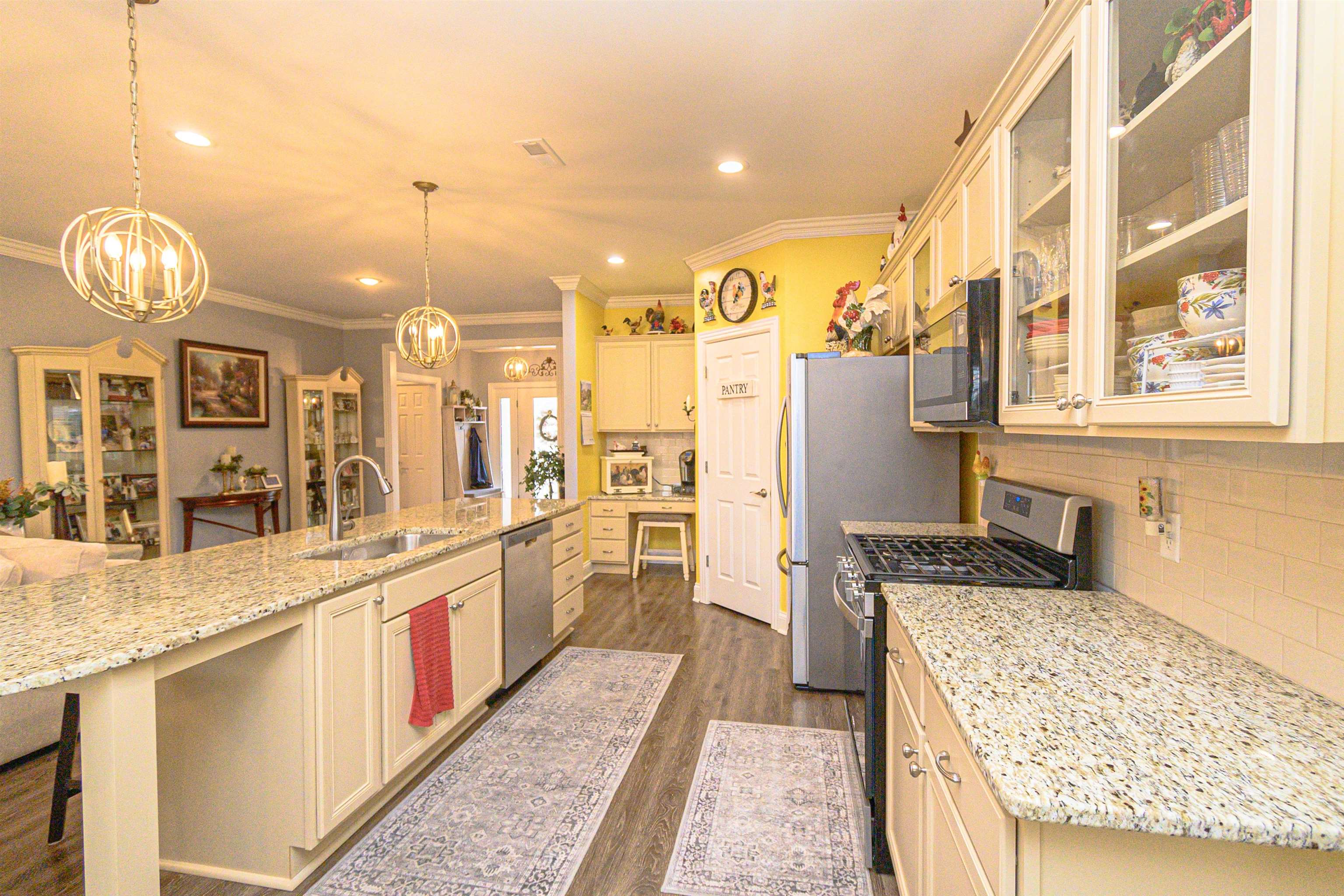 664 Stableford Circle, Owensboro, Kentucky 42303, 4 Bedrooms Bedrooms, ,2 BathroomsBathrooms,Single Family Residence,For Sale,Stableford Circle,91507
