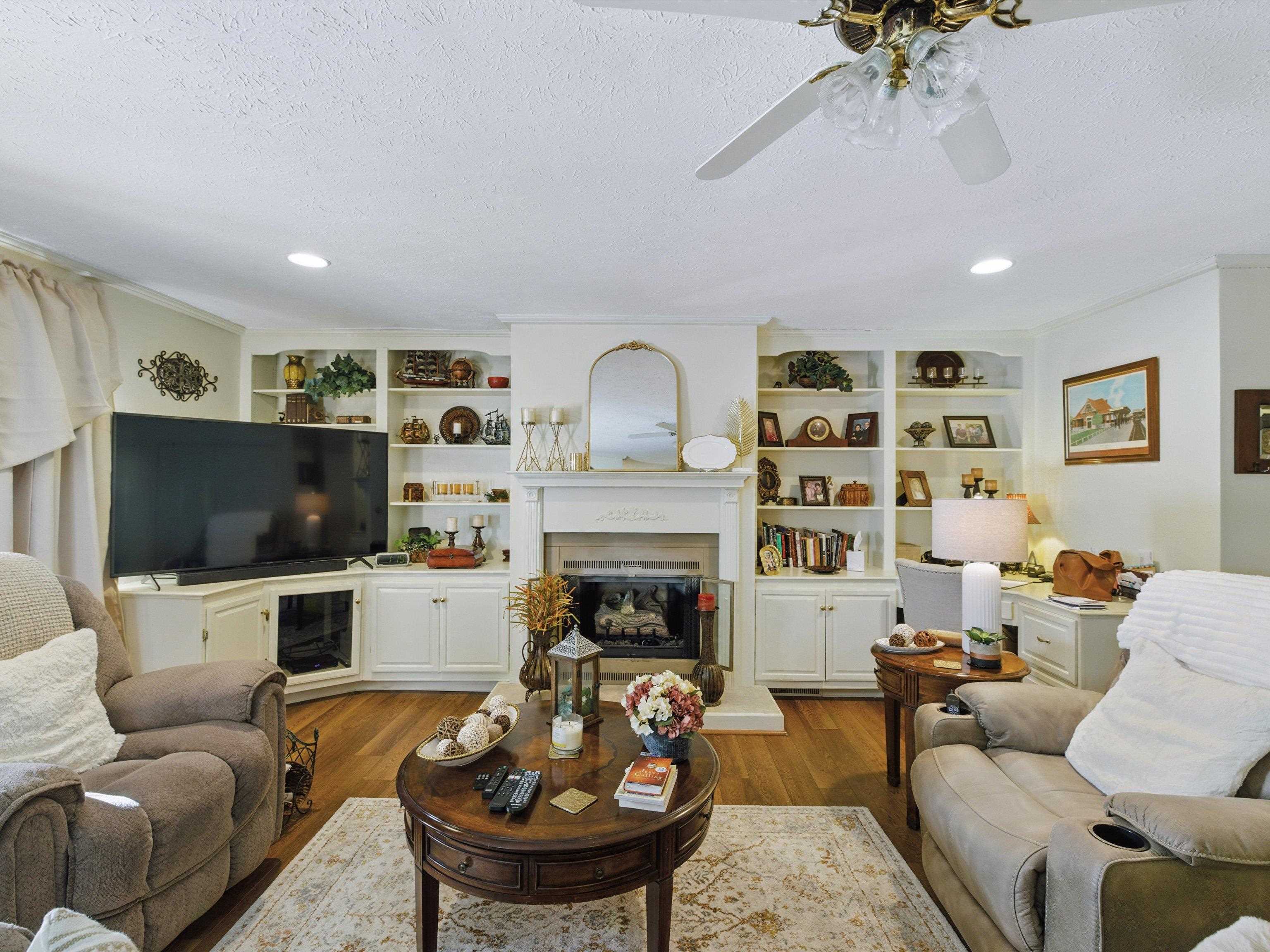 1000 Michaels Ct, Owensboro, Kentucky 42303, 3 Bedrooms Bedrooms, ,2 BathroomsBathrooms,Single Family Residence,For Sale,Michaels Ct,91508