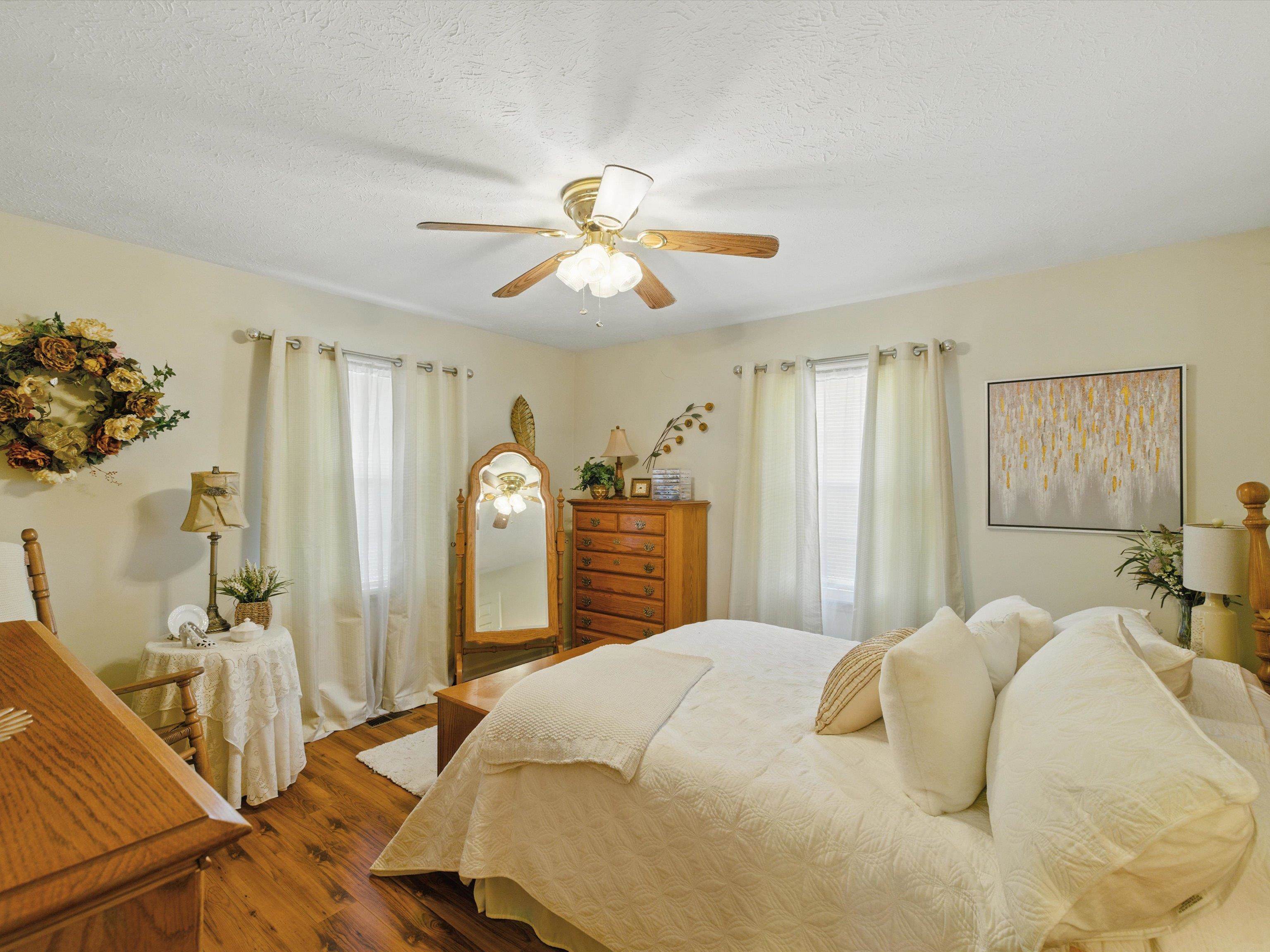 1000 Michaels Ct, Owensboro, Kentucky 42303, 3 Bedrooms Bedrooms, ,2 BathroomsBathrooms,Single Family Residence,For Sale,Michaels Ct,91508