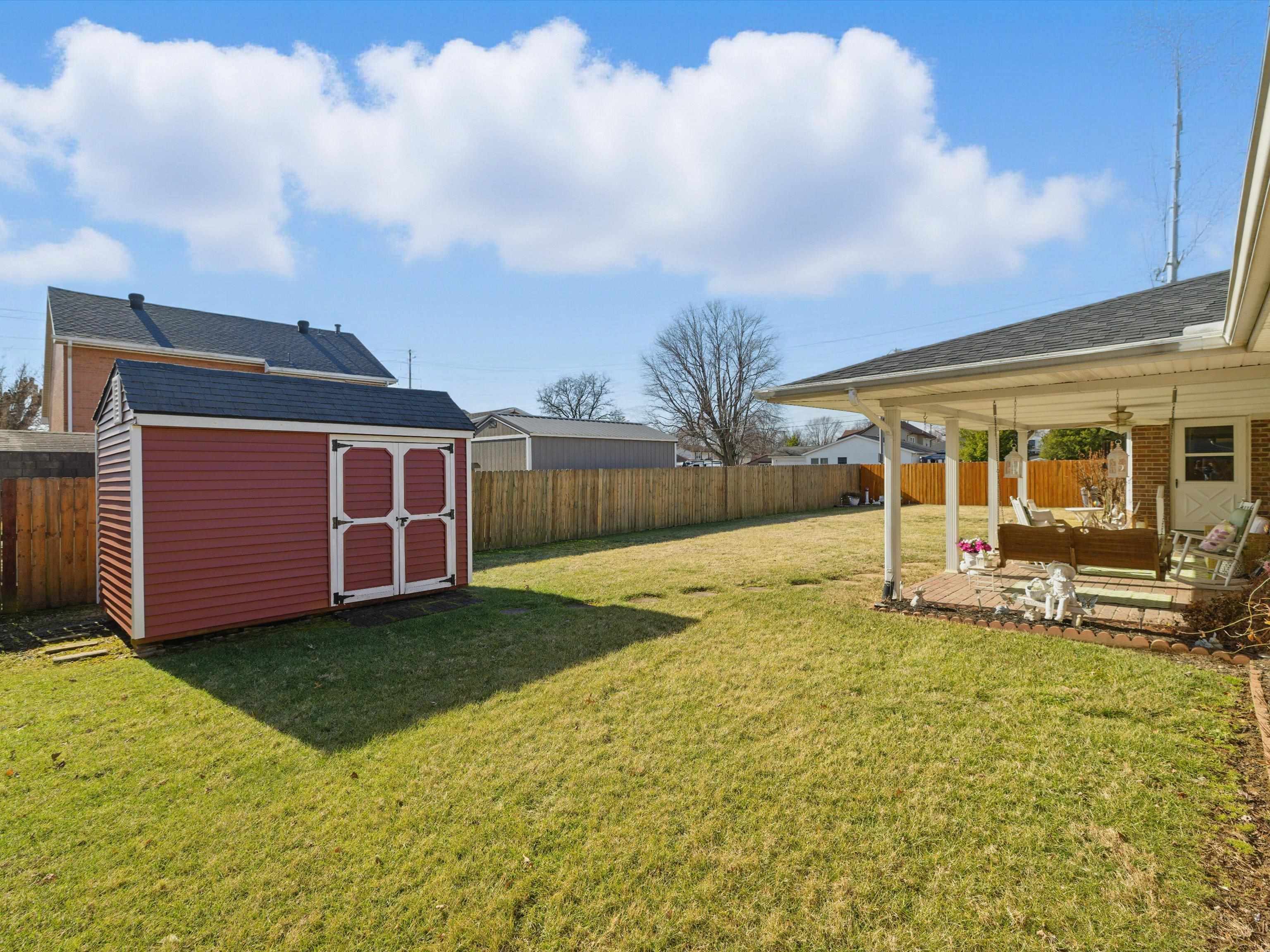 1000 Michaels Ct, Owensboro, Kentucky 42303, 3 Bedrooms Bedrooms, ,2 BathroomsBathrooms,Single Family Residence,For Sale,Michaels Ct,91508