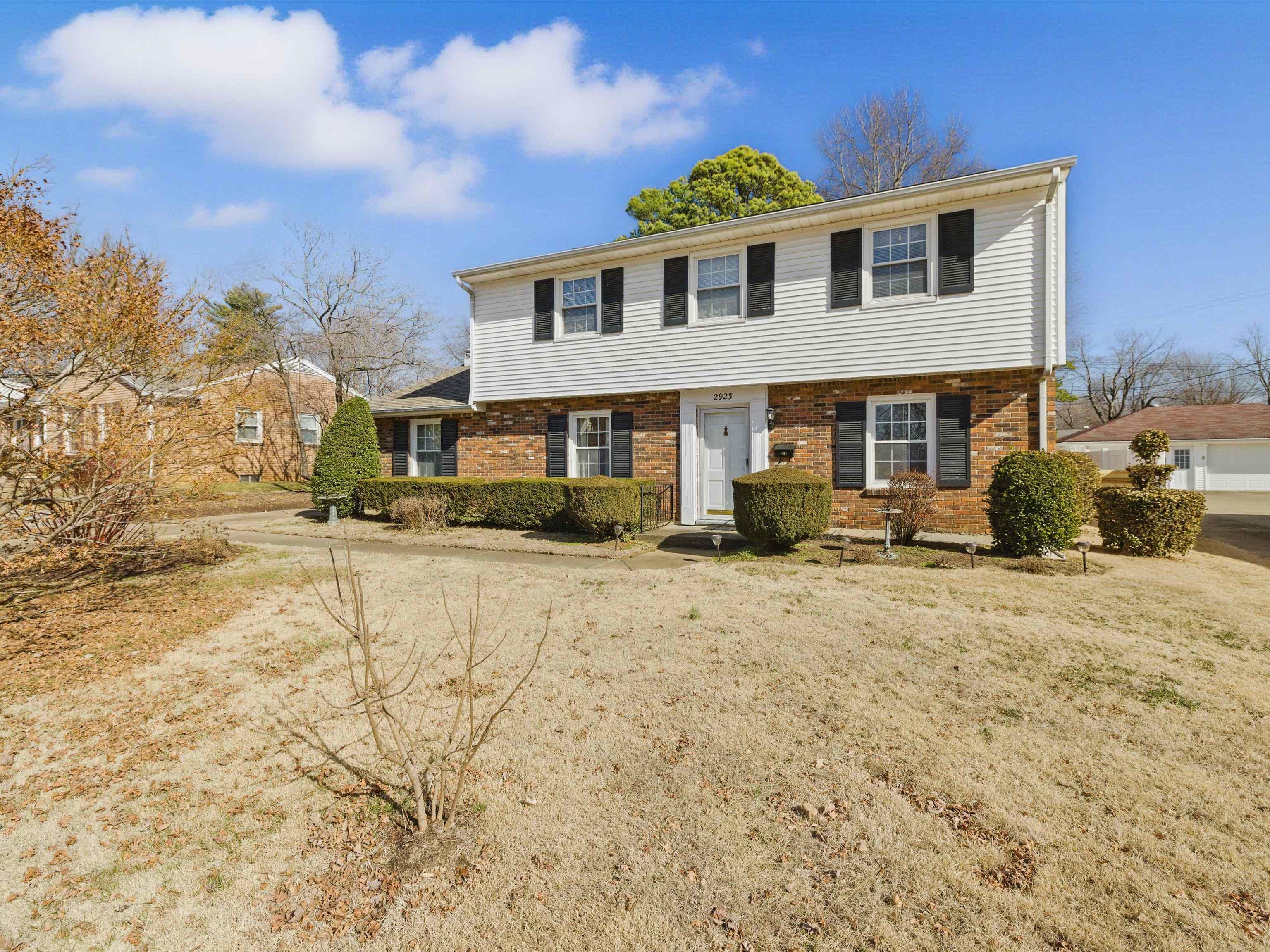 2923 Old Hartford Road, Owensboro, Kentucky 42303, 4 Bedrooms Bedrooms, ,1 BathroomBathrooms,Single Family Residence,For Sale,Old Hartford Road,91510