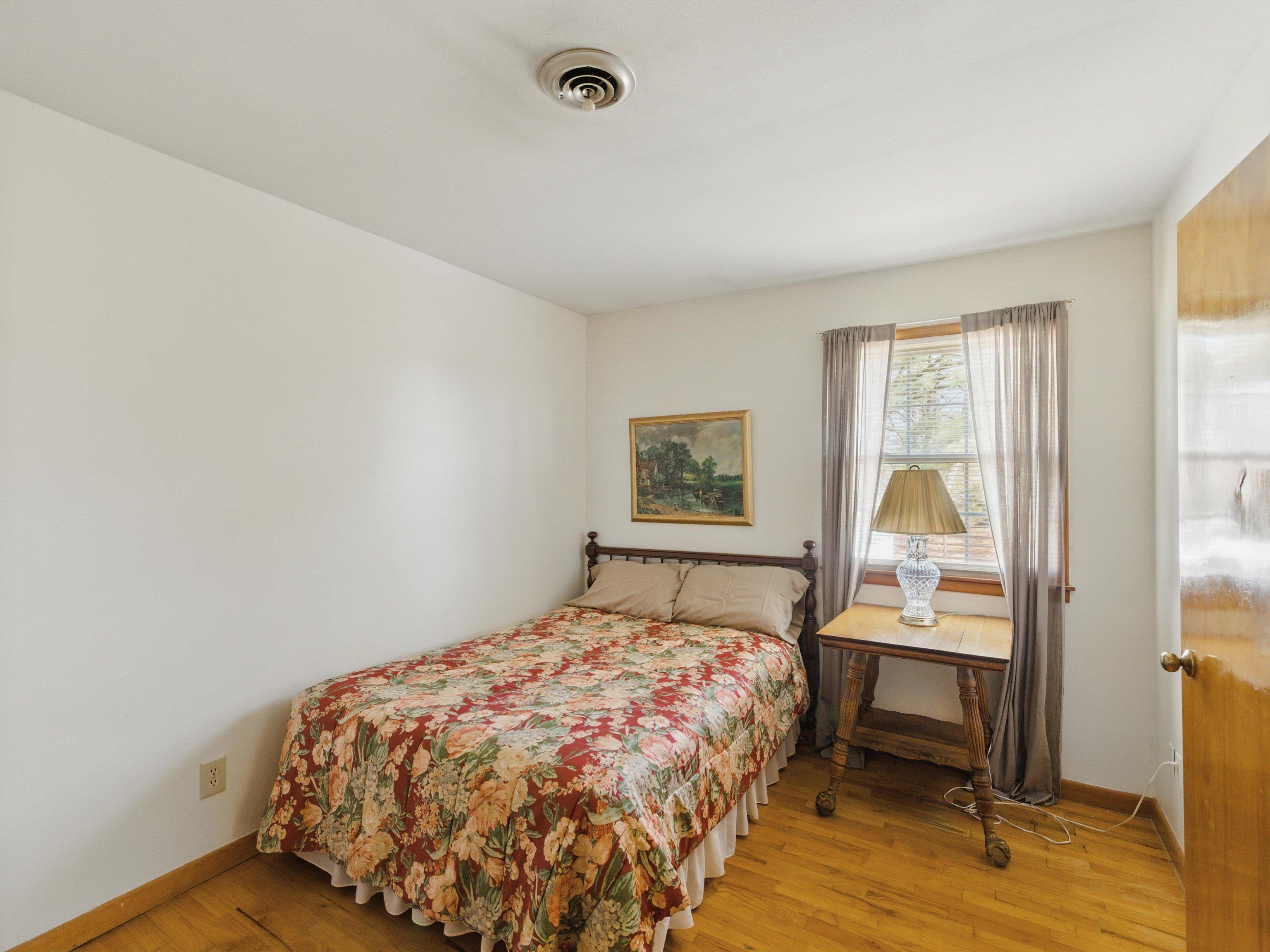 2923 Old Hartford Road, Owensboro, Kentucky 42303, 4 Bedrooms Bedrooms, ,1 BathroomBathrooms,Single Family Residence,For Sale,Old Hartford Road,91510