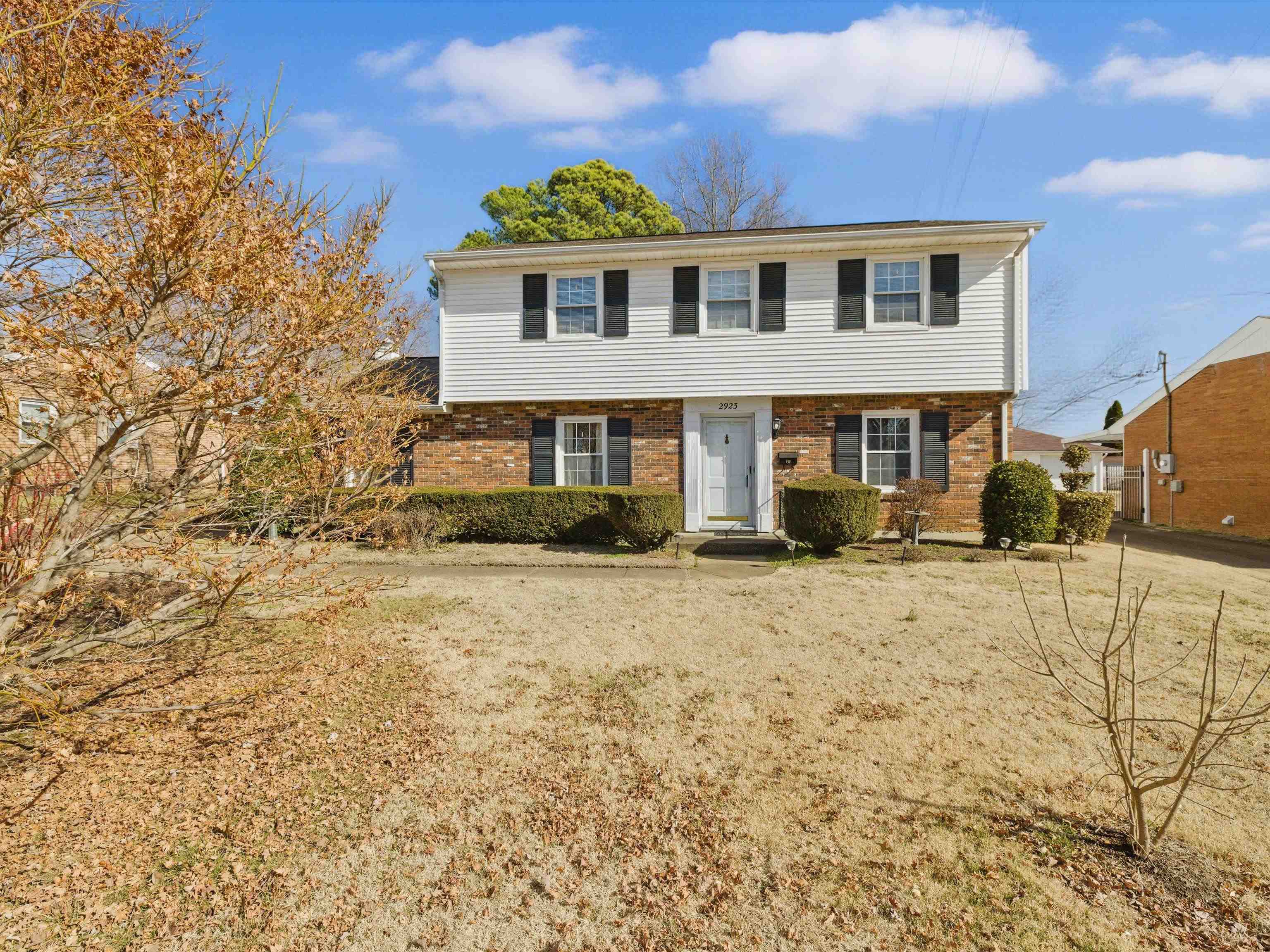 2923 Old Hartford Road, Owensboro, Kentucky 42303, 4 Bedrooms Bedrooms, ,1 BathroomBathrooms,Single Family Residence,For Sale,Old Hartford Road,91510
