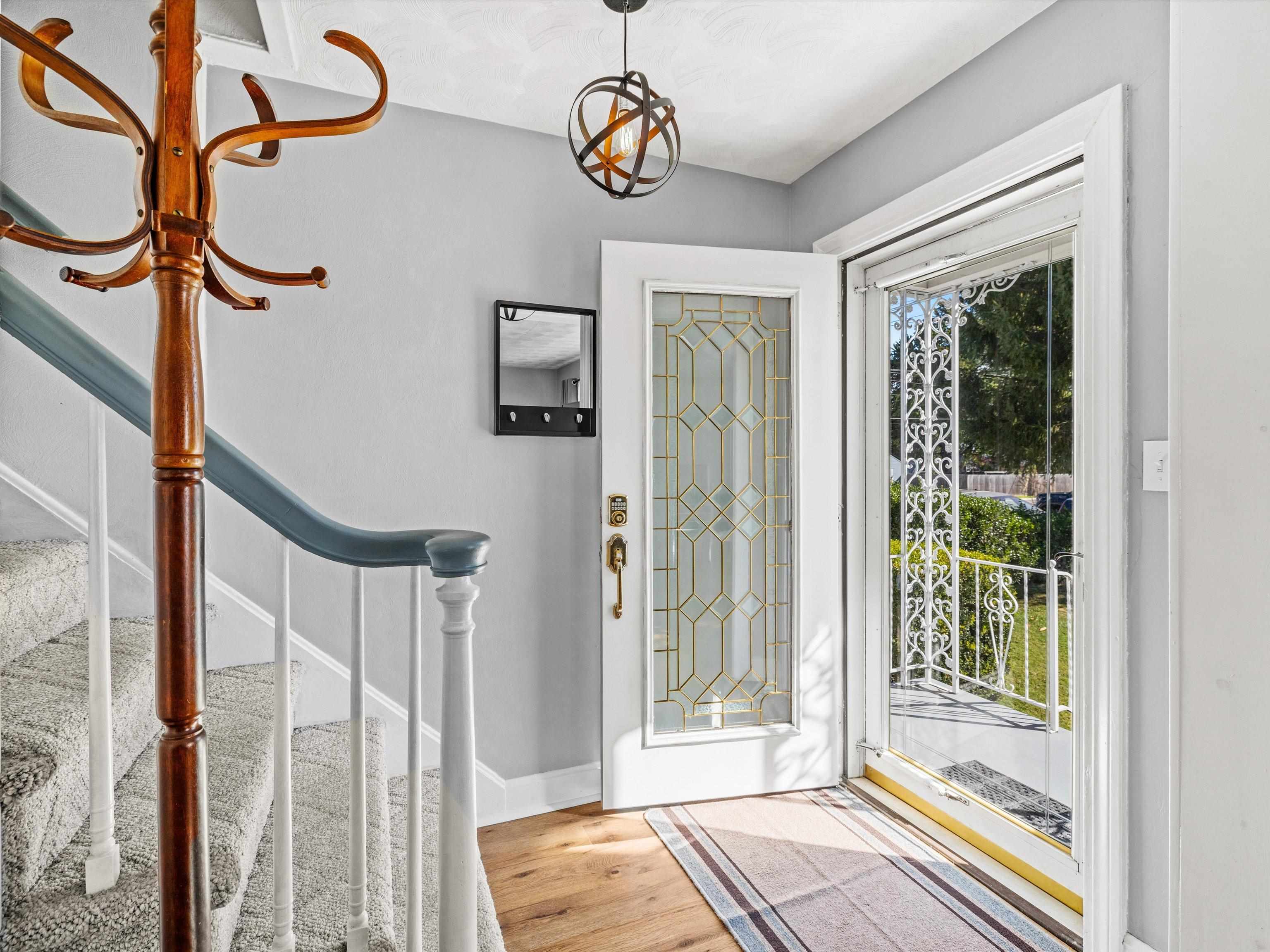 907 Hill Avenue, Owensboro, Kentucky 42301, 3 Bedrooms Bedrooms, ,1 BathroomBathrooms,Single Family Residence,For Sale,Hill Avenue,91512