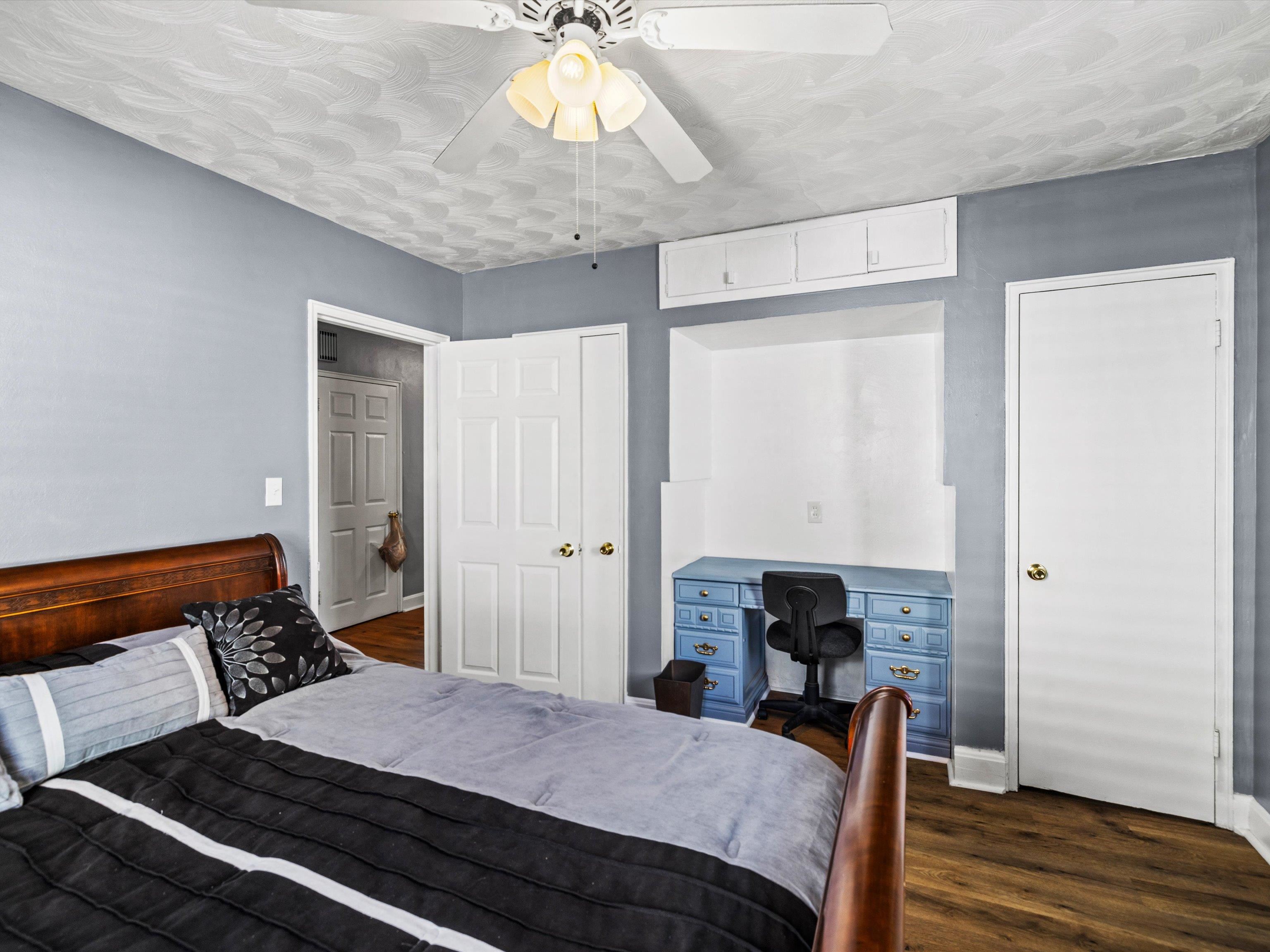 907 Hill Avenue, Owensboro, Kentucky 42301, 3 Bedrooms Bedrooms, ,1 BathroomBathrooms,Single Family Residence,For Sale,Hill Avenue,91512
