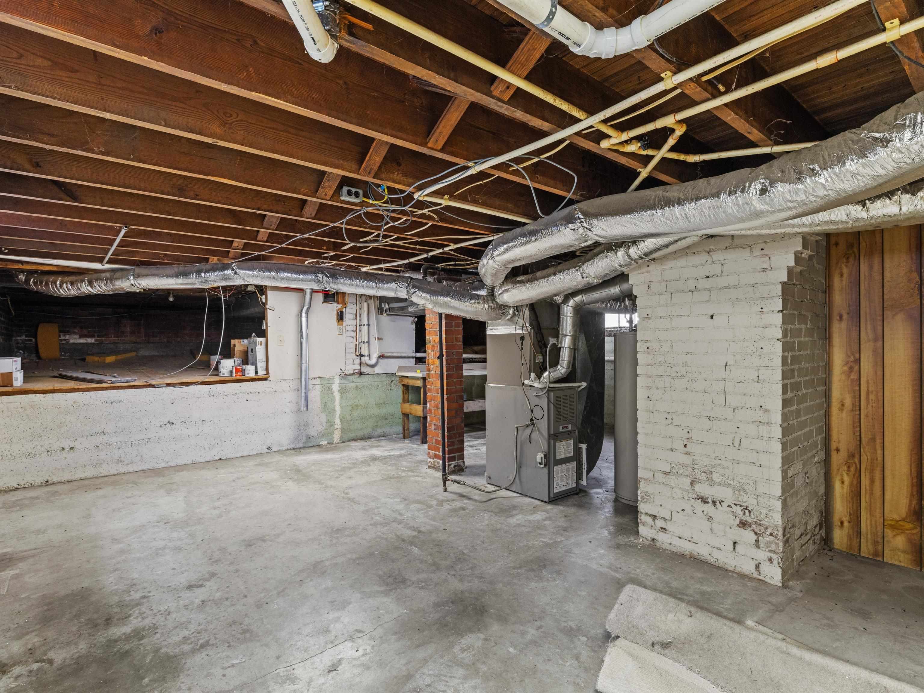 126 23rd Street, Owensboro, Kentucky 42303, 2 Bedrooms Bedrooms, ,1 BathroomBathrooms,Single Family Residence,For Sale,23rd Street,91515