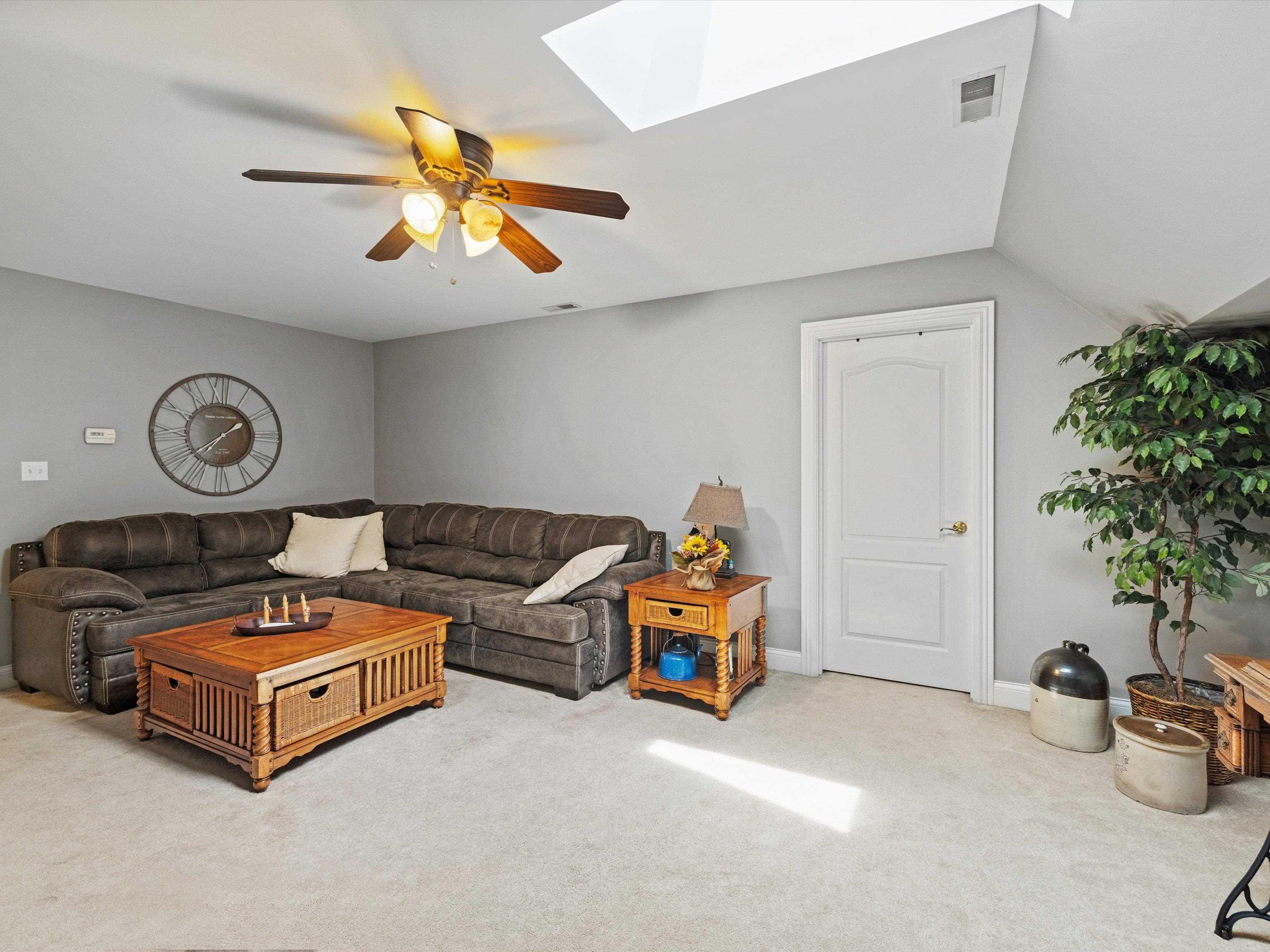 4707 Water Wheel Way, Owensboro, Kentucky 42303, 3 Bedrooms Bedrooms, ,2 BathroomsBathrooms,Single Family Residence,For Sale,Water Wheel Way,91518