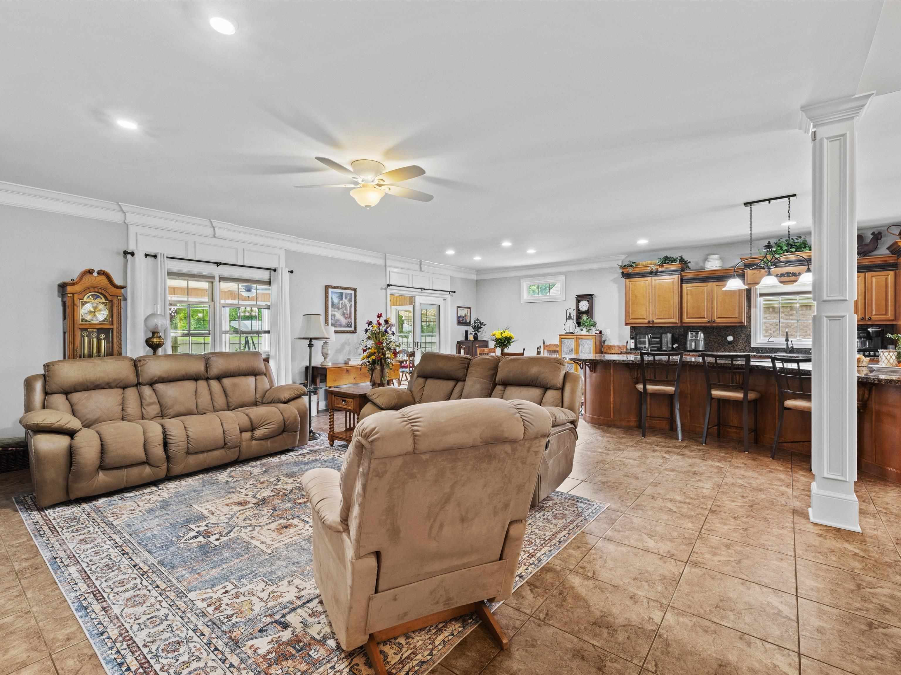 4707 Water Wheel Way, Owensboro, Kentucky 42303, 3 Bedrooms Bedrooms, ,2 BathroomsBathrooms,Single Family Residence,For Sale,Water Wheel Way,91518