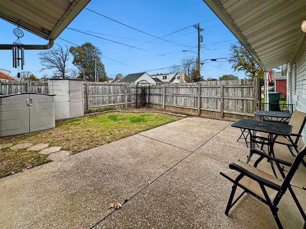 1943 Ottawa, Owensboro, Kentucky 42301, 3 Bedrooms Bedrooms, ,2 BathroomsBathrooms,Single Family Residence,For Sale,Ottawa,91519