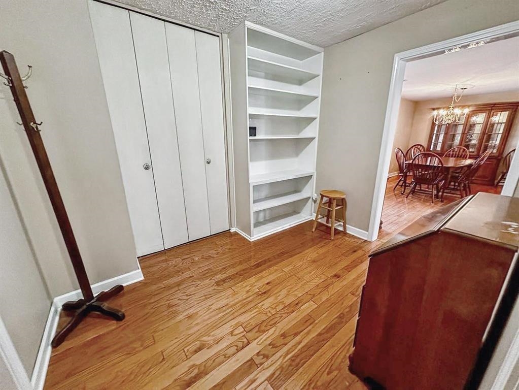1943 Ottawa, Owensboro, Kentucky 42301, 3 Bedrooms Bedrooms, ,2 BathroomsBathrooms,Single Family Residence,For Sale,Ottawa,91519