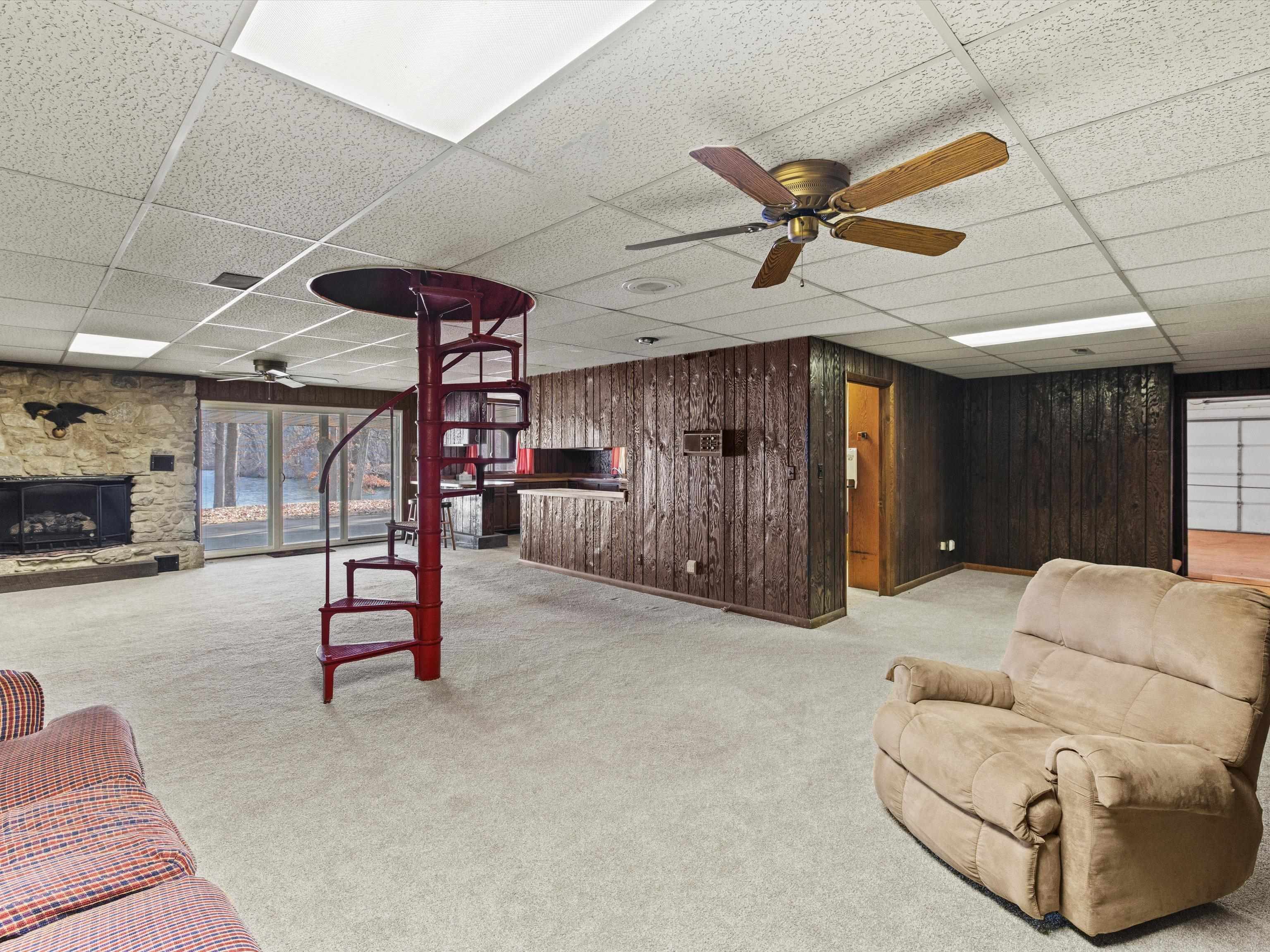 824 Pleasure Point West, Maceo, Kentucky 42355, 6 Bedrooms Bedrooms, ,3 BathroomsBathrooms,Single Family Residence,For Sale,Pleasure Point West,91520