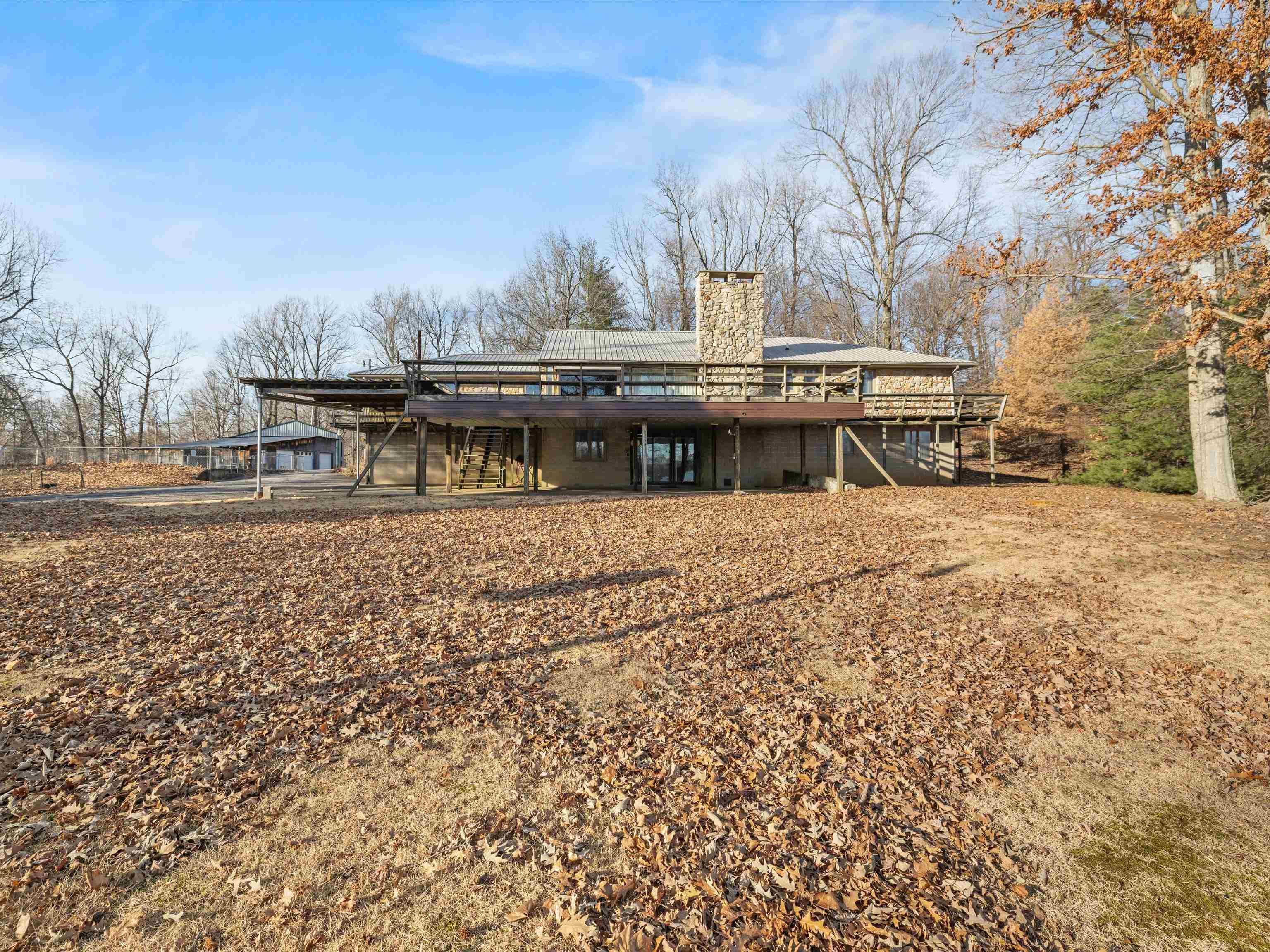 824 Pleasure Point West, Maceo, Kentucky 42355, 6 Bedrooms Bedrooms, ,3 BathroomsBathrooms,Single Family Residence,For Sale,Pleasure Point West,91520