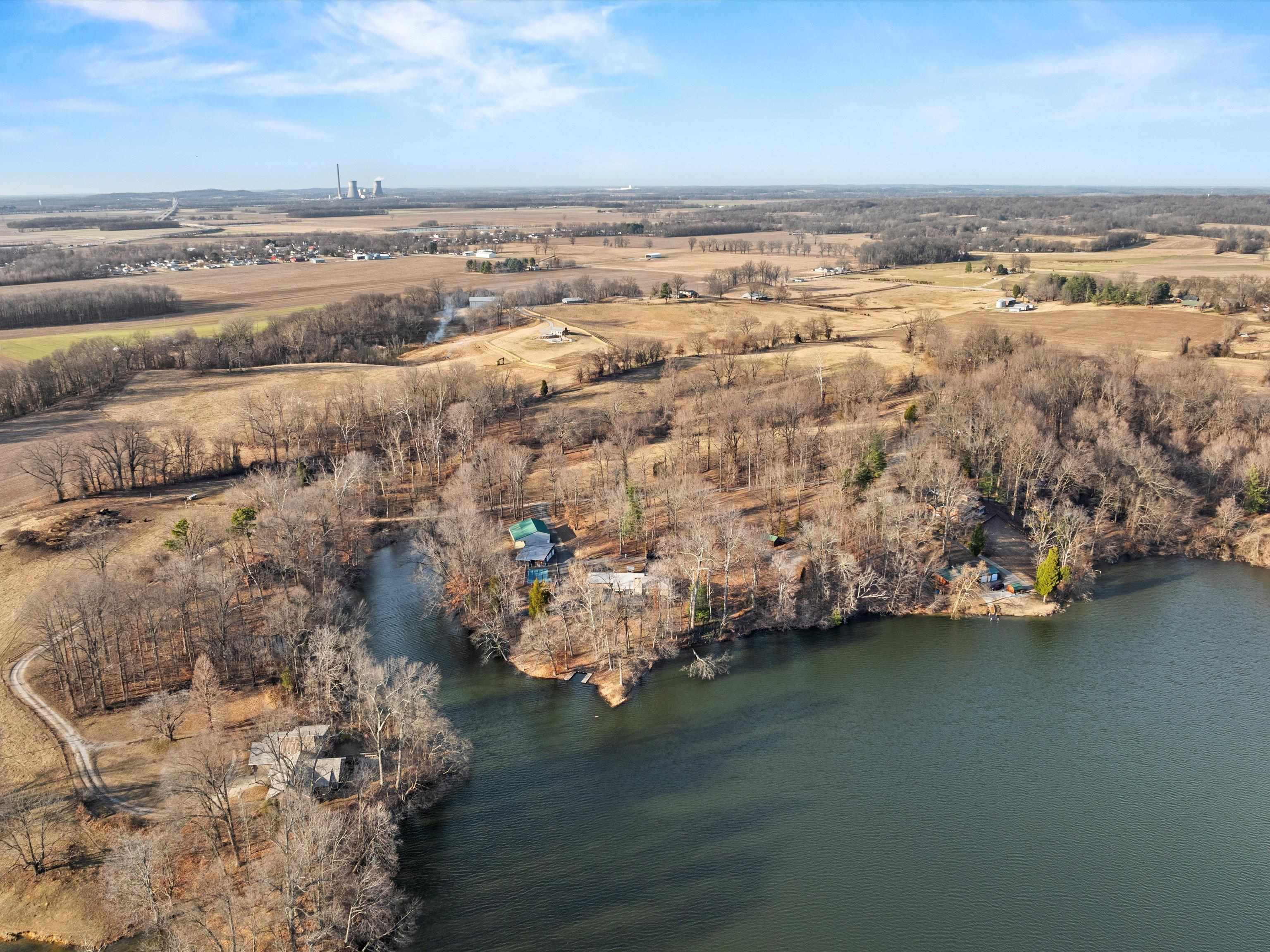 824 Pleasure Point West, Maceo, Kentucky 42355, 6 Bedrooms Bedrooms, ,3 BathroomsBathrooms,Single Family Residence,For Sale,Pleasure Point West,91520