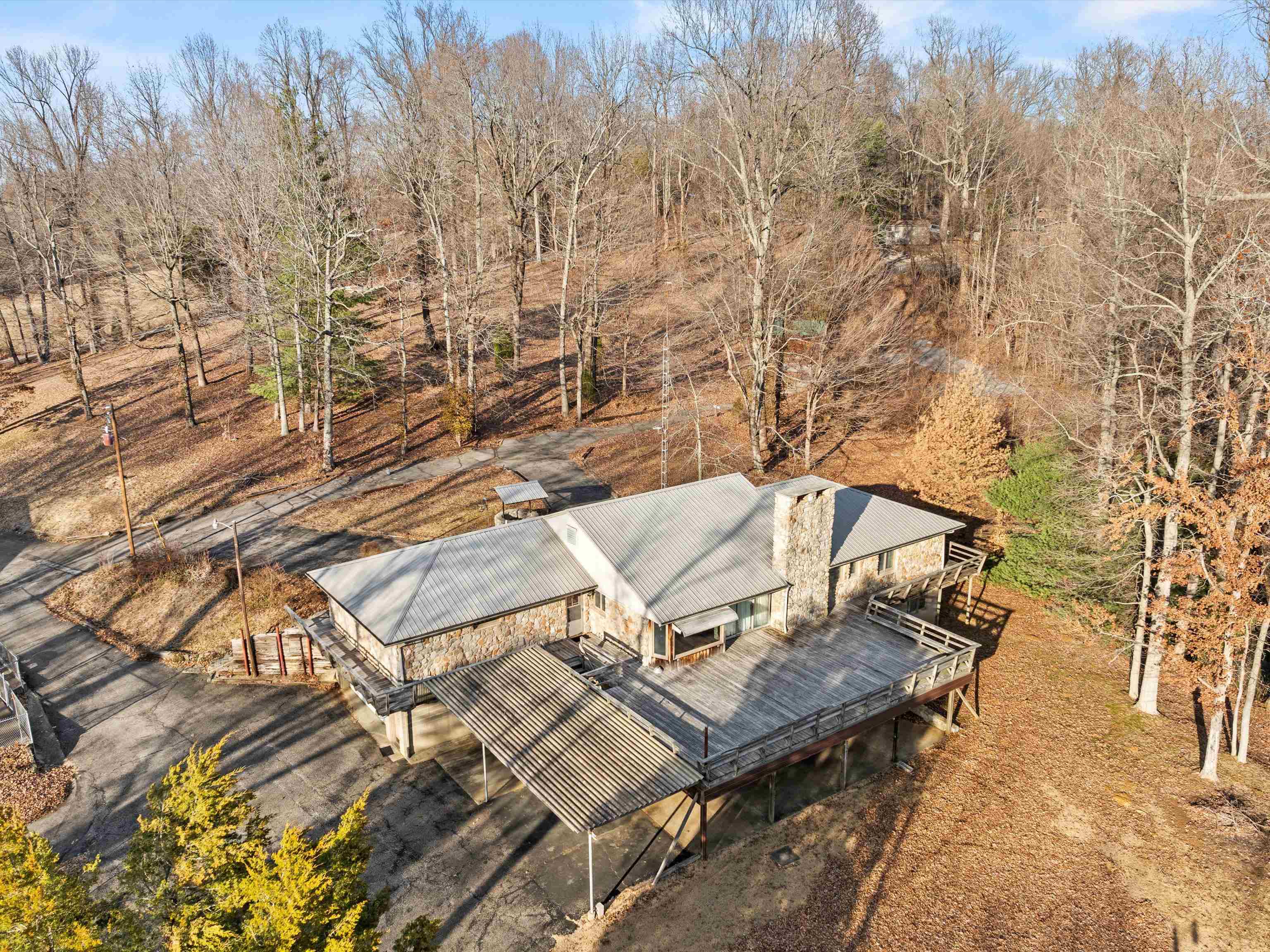 824 Pleasure Point West, Maceo, Kentucky 42355, 6 Bedrooms Bedrooms, ,3 BathroomsBathrooms,Single Family Residence,For Sale,Pleasure Point West,91520