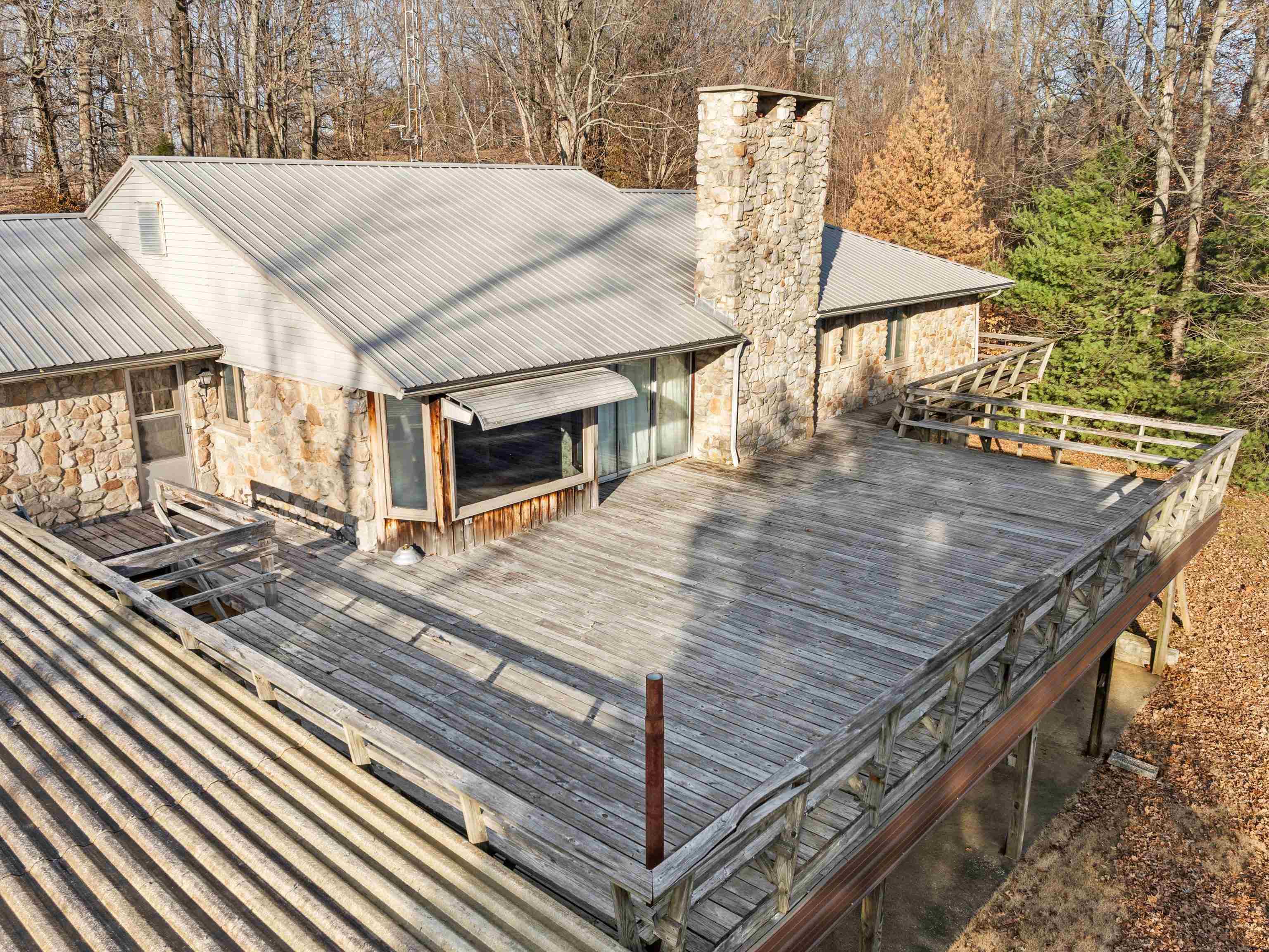 824 Pleasure Point West, Maceo, Kentucky 42355, 6 Bedrooms Bedrooms, ,3 BathroomsBathrooms,Single Family Residence,For Sale,Pleasure Point West,91520