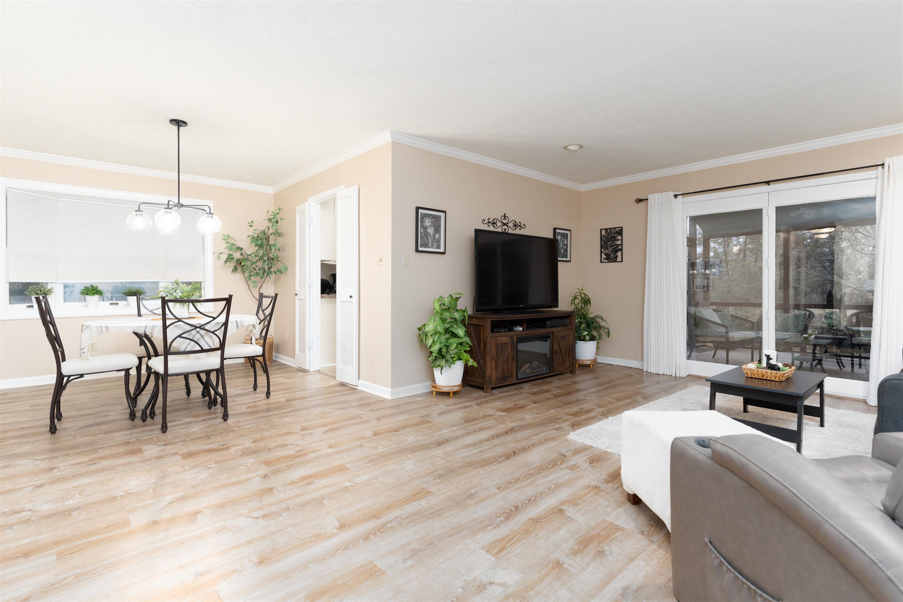 14 B Quail Ridge Ct, Owensboro, Kentucky 42303, 2 Bedrooms Bedrooms, ,1 BathroomBathrooms,Condominium,For Sale,Quail Ridge Ct,91528