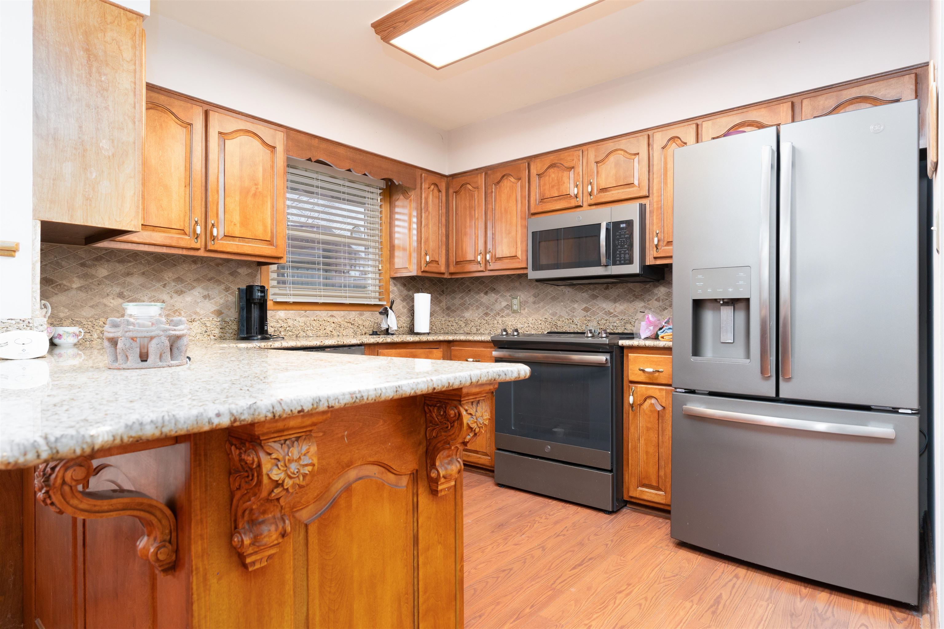 2319 Chateaugay Loop, Owensboro, Kentucky 42301, 3 Bedrooms Bedrooms, ,2 BathroomsBathrooms,Single Family Residence,For Sale,Chateaugay Loop,91534