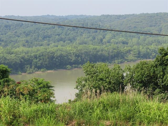 2225 indian lake drive, Hawesville, Kentucky 42348, 3 Bedrooms Bedrooms, ,2 BathroomsBathrooms,Single Family Residence,For Sale,indian lake drive,91536