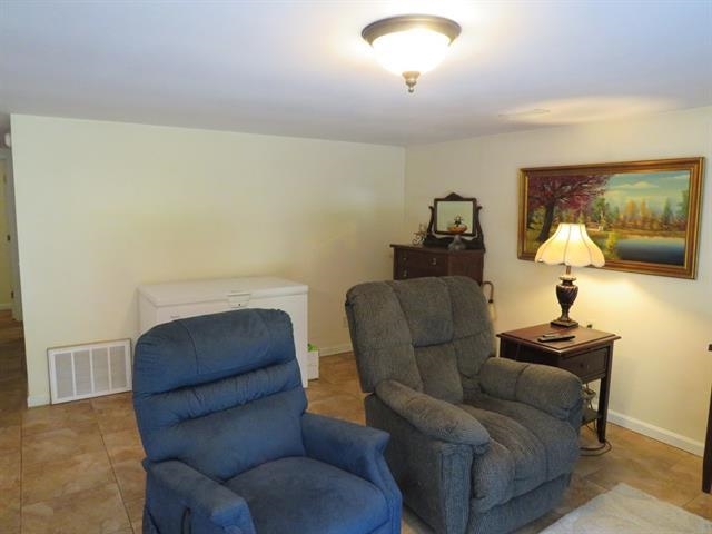 2225 indian lake drive, Hawesville, Kentucky 42348, 3 Bedrooms Bedrooms, ,2 BathroomsBathrooms,Single Family Residence,For Sale,indian lake drive,91536