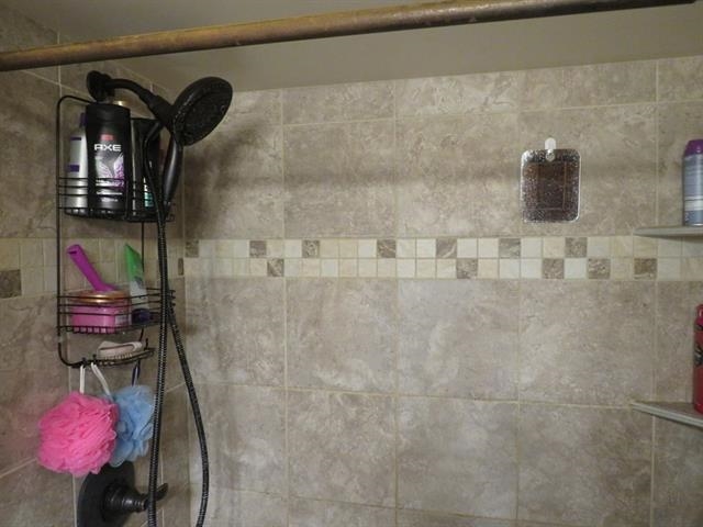 2225 indian lake drive, Hawesville, Kentucky 42348, 3 Bedrooms Bedrooms, ,2 BathroomsBathrooms,Single Family Residence,For Sale,indian lake drive,91536