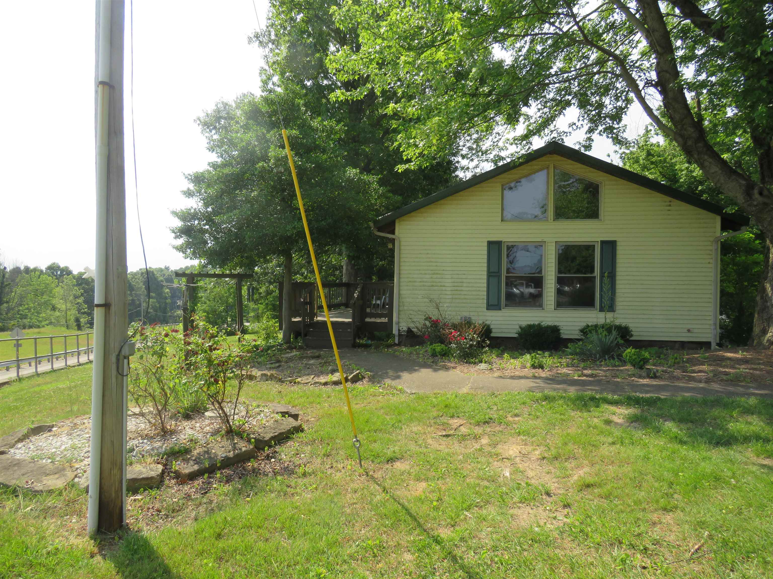 2225 indian lake drive, Hawesville, Kentucky 42348, 3 Bedrooms Bedrooms, ,2 BathroomsBathrooms,Single Family Residence,For Sale,indian lake drive,91536