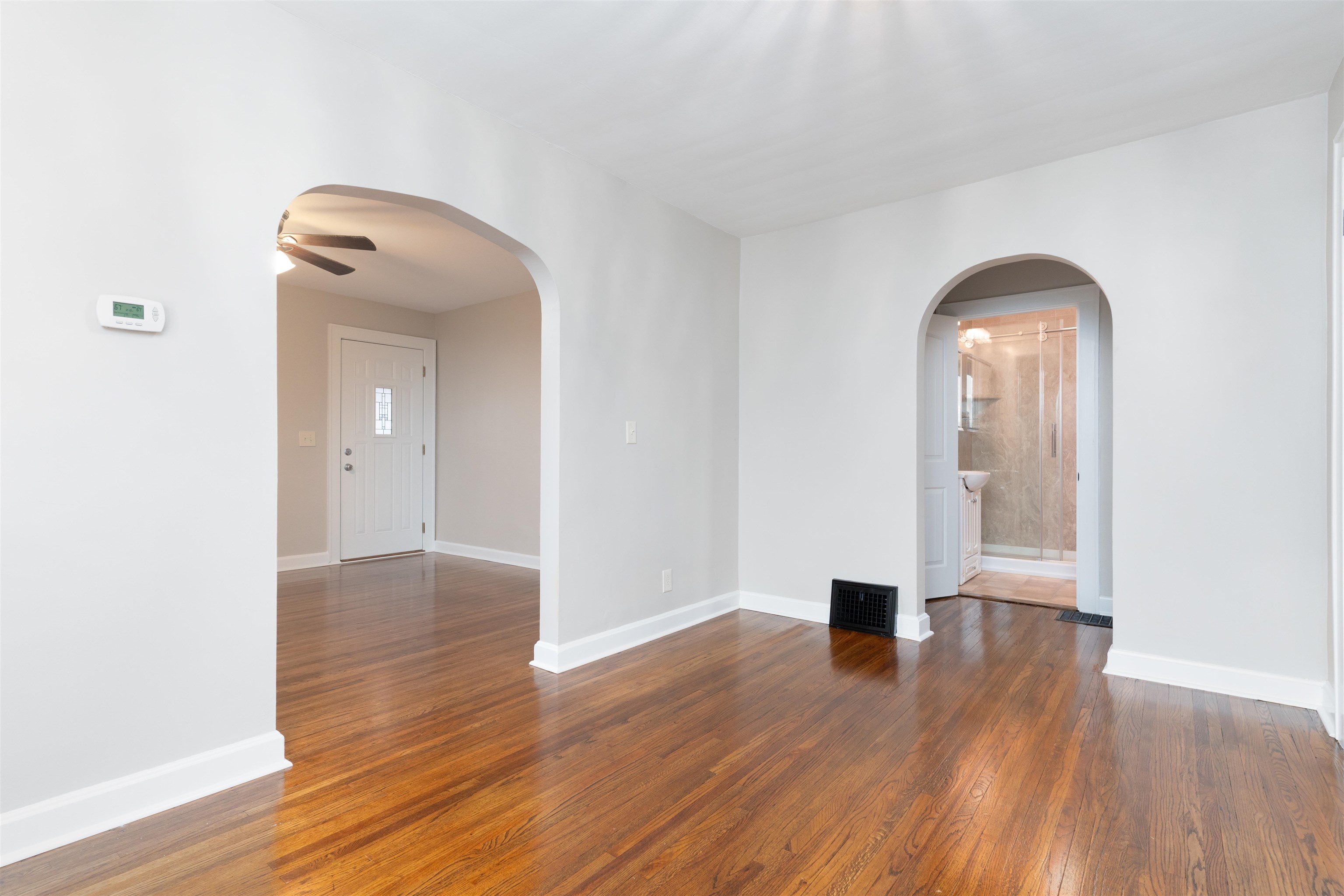 1429 West 11th Street, Owensboro, Kentucky 42301, 3 Bedrooms Bedrooms, ,1 BathroomBathrooms,Single Family Residence,For Sale,West 11th Street,91538
