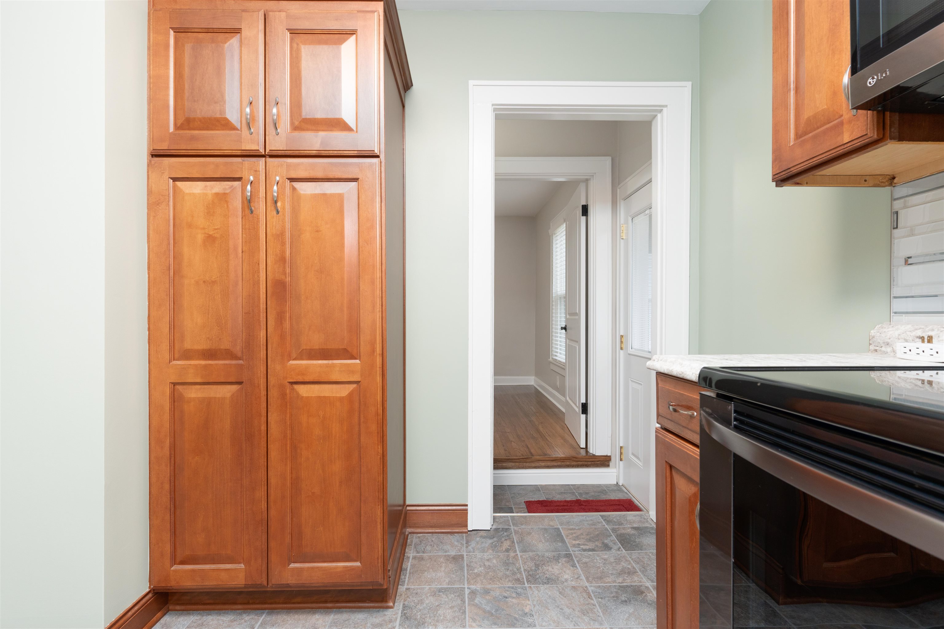 1429 West 11th Street, Owensboro, Kentucky 42301, 3 Bedrooms Bedrooms, ,1 BathroomBathrooms,Single Family Residence,For Sale,West 11th Street,91538