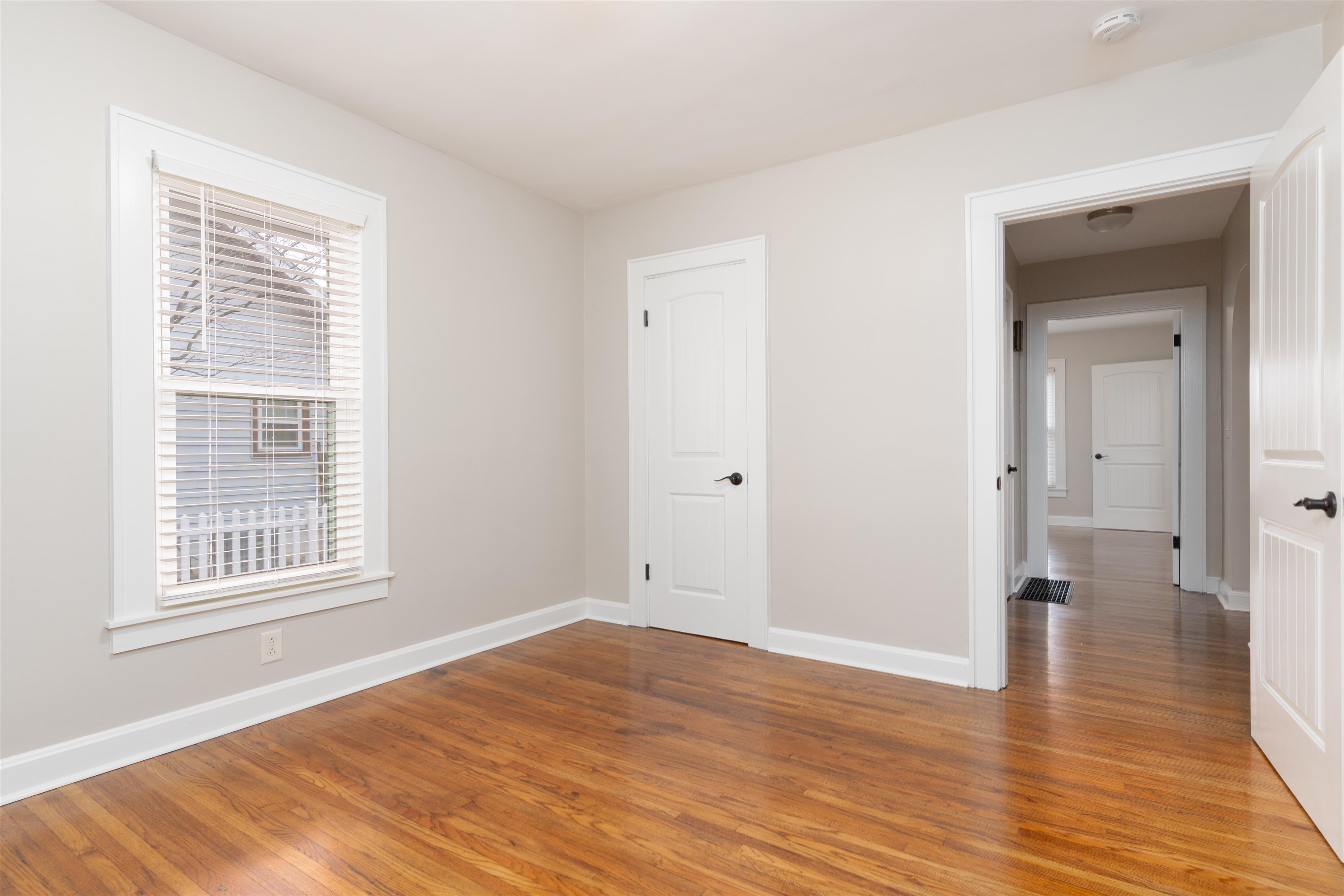 1429 West 11th Street, Owensboro, Kentucky 42301, 3 Bedrooms Bedrooms, ,1 BathroomBathrooms,Single Family Residence,For Sale,West 11th Street,91538