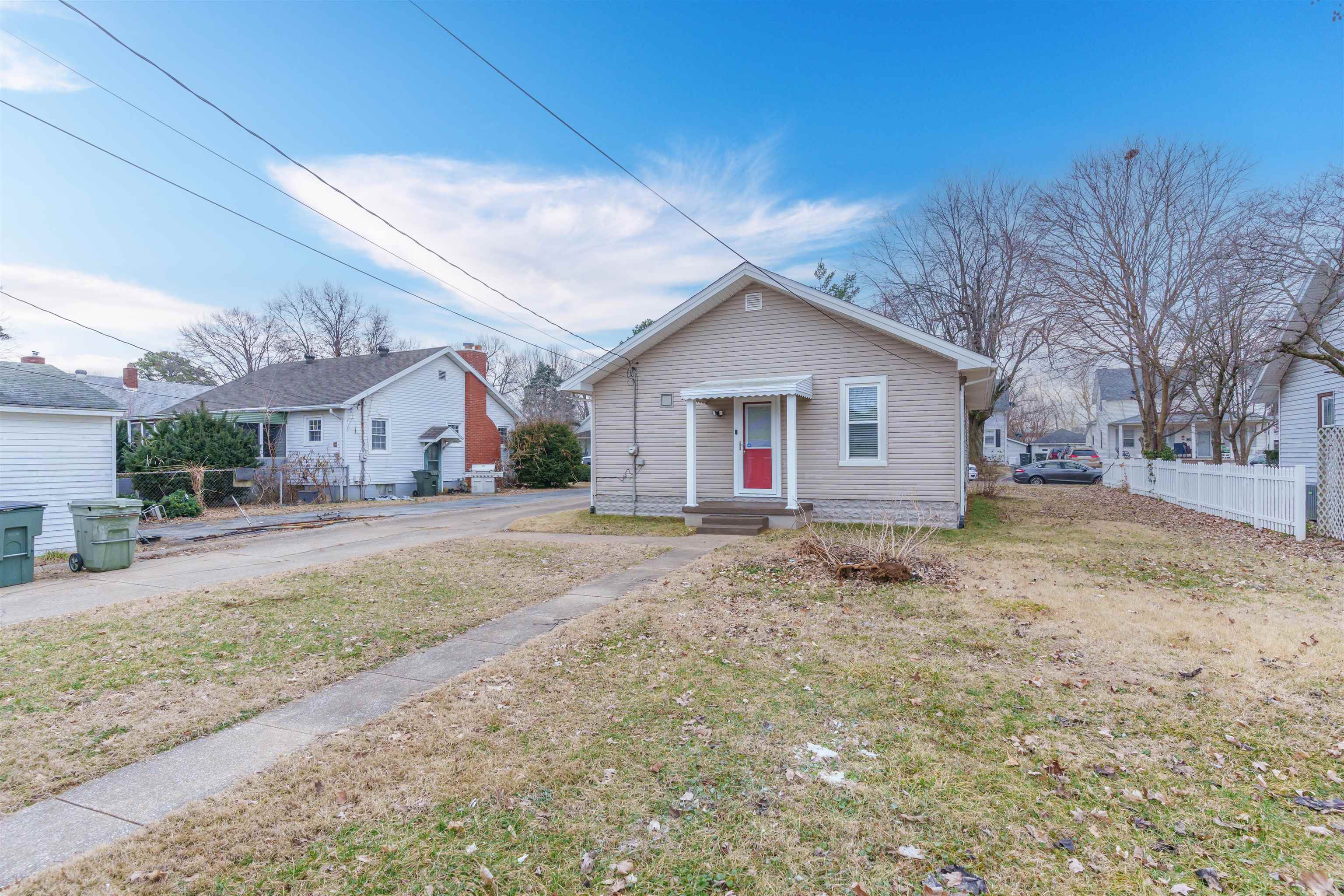1429 West 11th Street, Owensboro, Kentucky 42301, 3 Bedrooms Bedrooms, ,1 BathroomBathrooms,Single Family Residence,For Sale,West 11th Street,91538