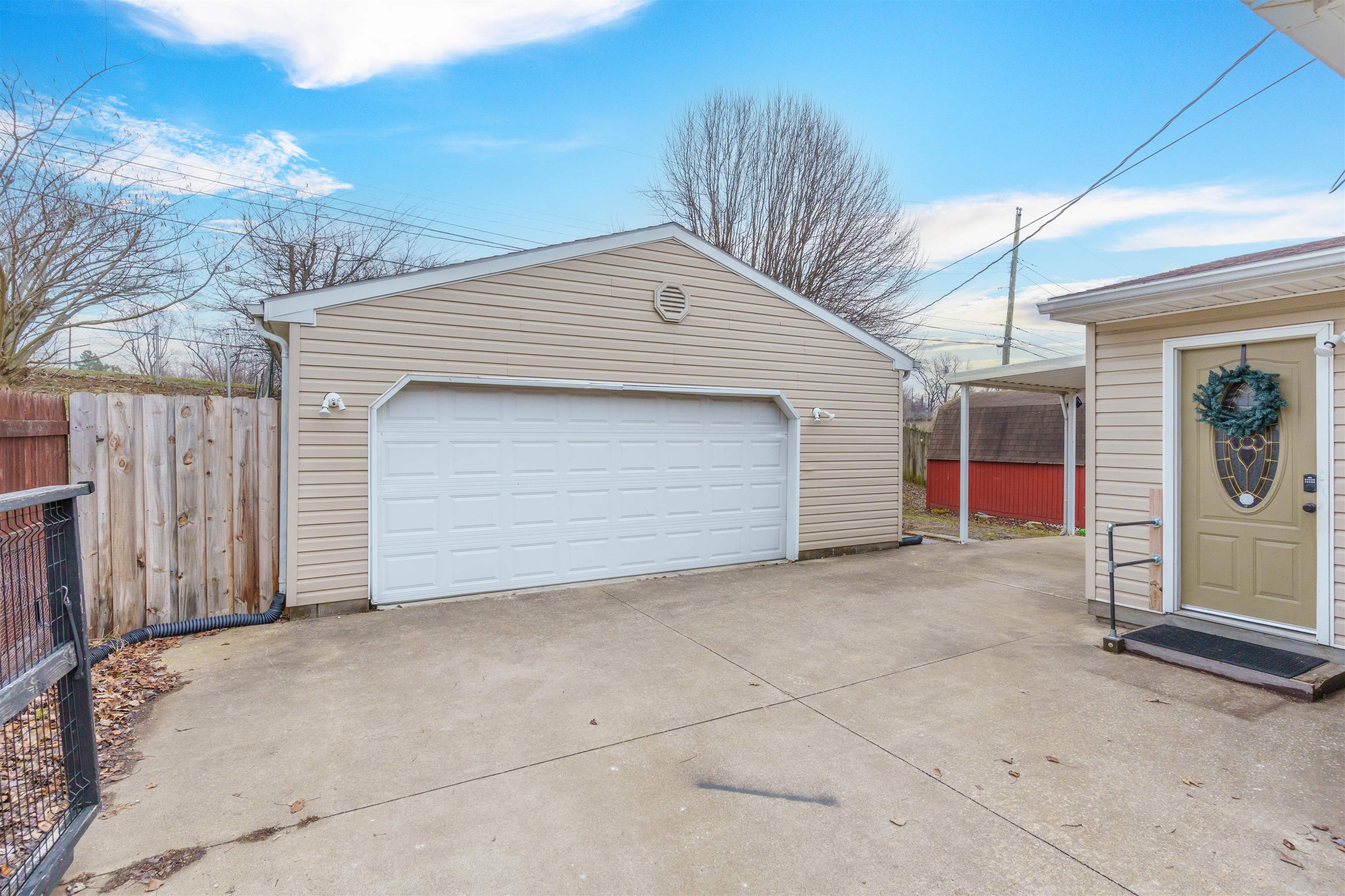 1222 Castlewood Place, Owensboro, Kentucky 42303, 3 Bedrooms Bedrooms, ,2 BathroomsBathrooms,Single Family Residence,For Sale,Castlewood Place,91539