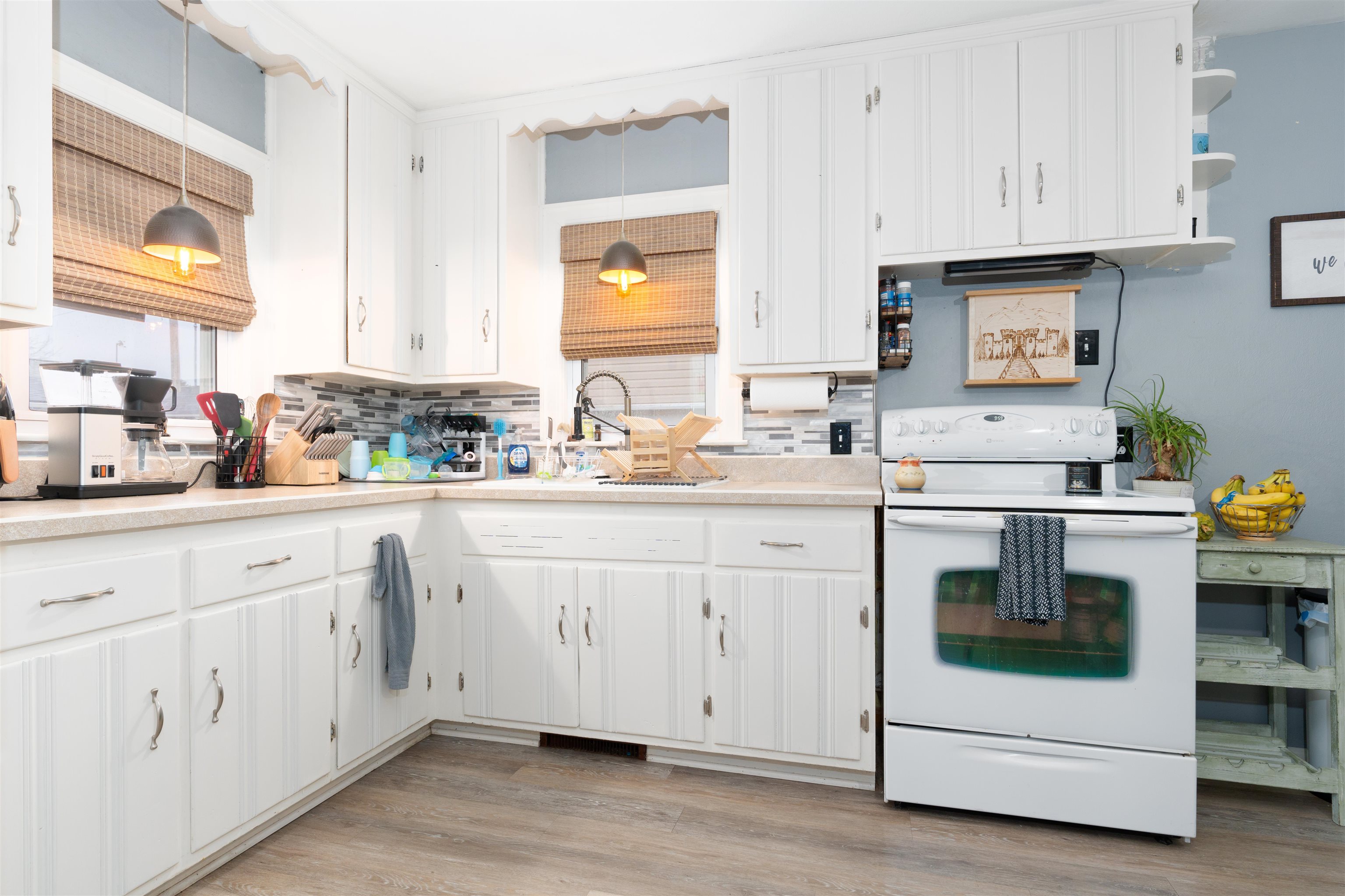 1222 Castlewood Place, Owensboro, Kentucky 42303, 3 Bedrooms Bedrooms, ,2 BathroomsBathrooms,Single Family Residence,For Sale,Castlewood Place,91539