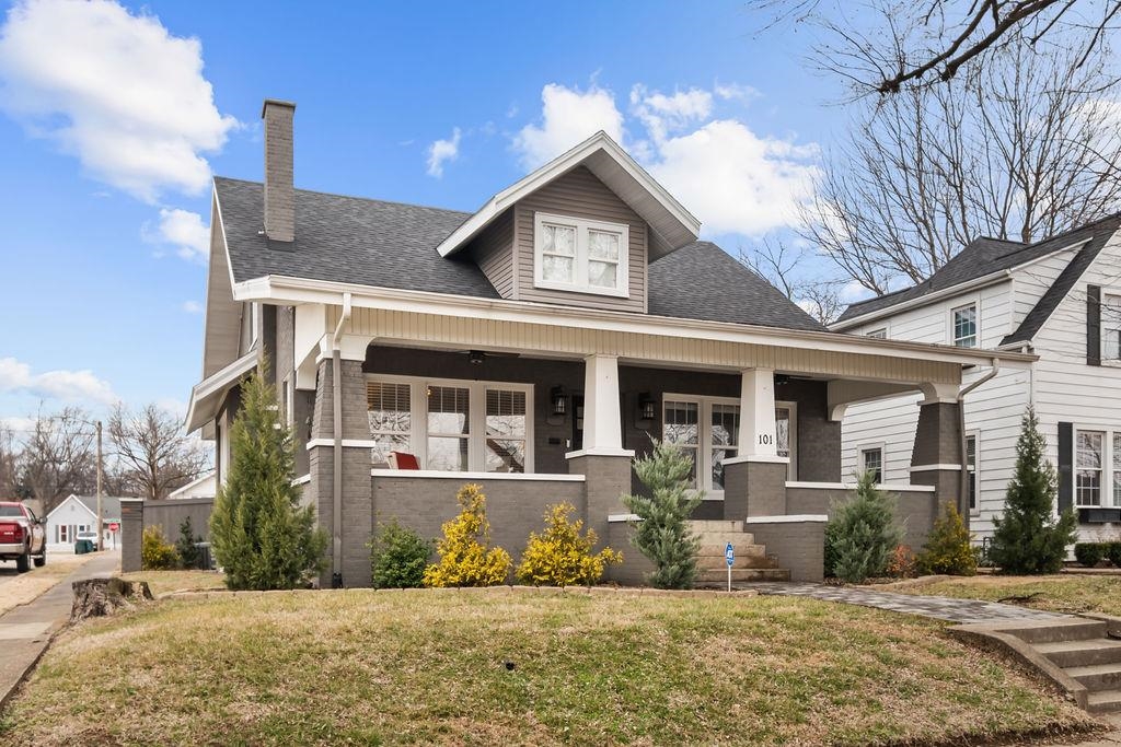 101 East 19th Street, Owensboro, Kentucky 42303, 4 Bedrooms Bedrooms, ,2 BathroomsBathrooms,Single Family Residence,For Sale,East 19th Street,91544