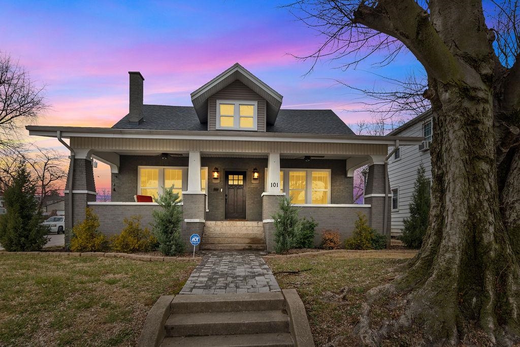 101 East 19th Street, Owensboro, Kentucky 42303, 4 Bedrooms Bedrooms, ,2 BathroomsBathrooms,Single Family Residence,For Sale,East 19th Street,91544