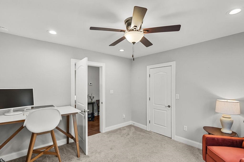 101 East 19th Street, Owensboro, Kentucky 42303, 4 Bedrooms Bedrooms, ,2 BathroomsBathrooms,Single Family Residence,For Sale,East 19th Street,91544