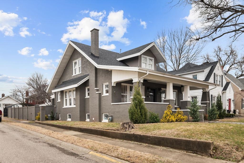 101 East 19th Street, Owensboro, Kentucky 42303, 4 Bedrooms Bedrooms, ,2 BathroomsBathrooms,Single Family Residence,For Sale,East 19th Street,91544
