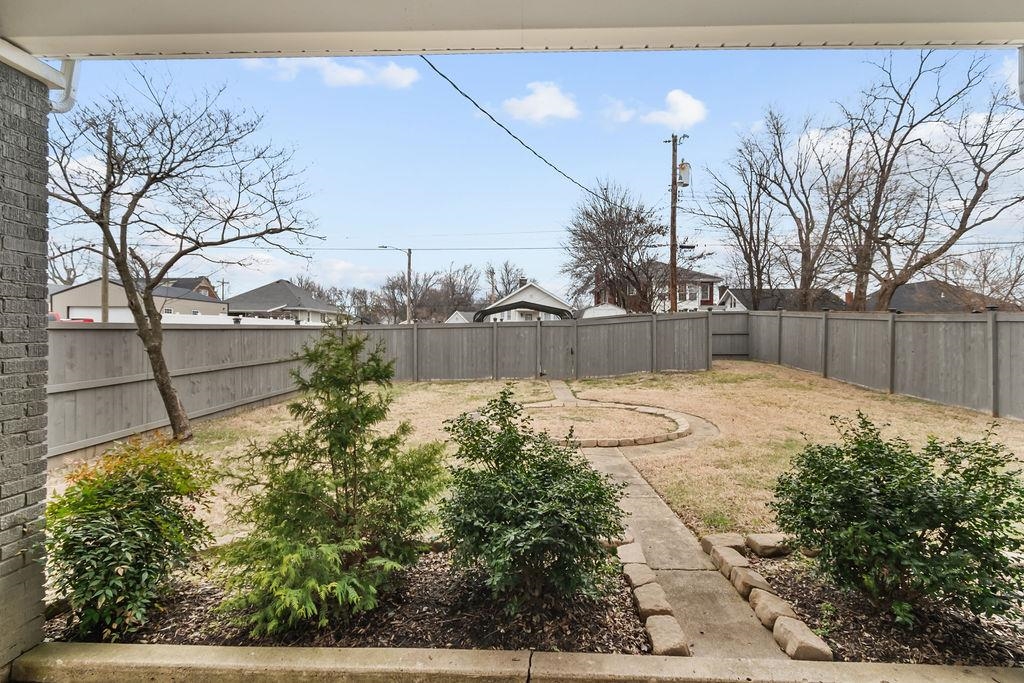 101 East 19th Street, Owensboro, Kentucky 42303, 4 Bedrooms Bedrooms, ,2 BathroomsBathrooms,Single Family Residence,For Sale,East 19th Street,91544