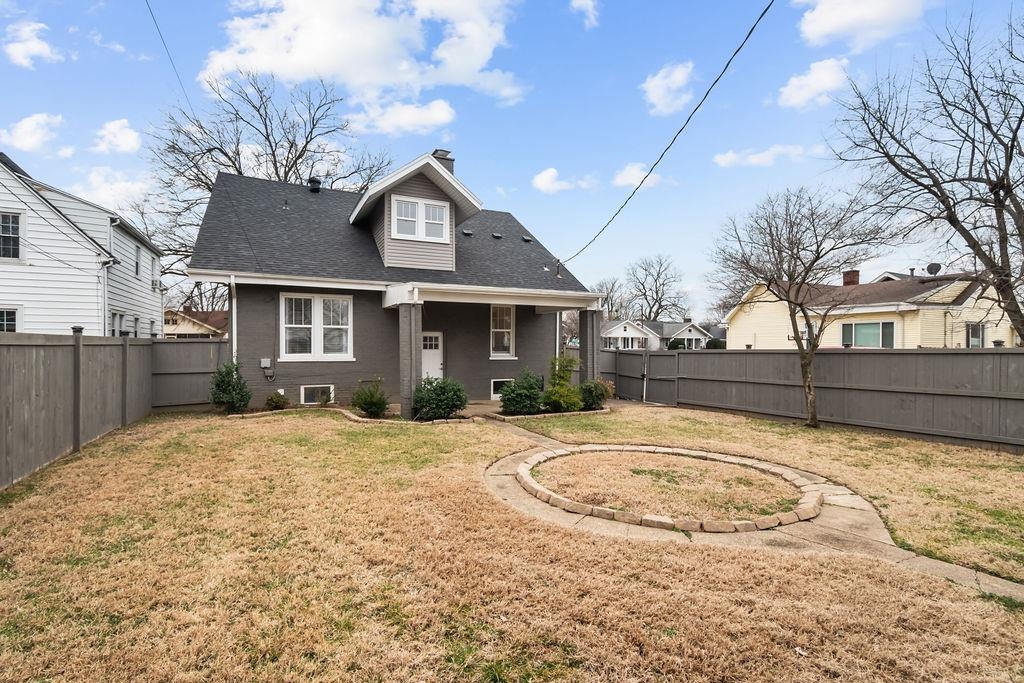 101 East 19th Street, Owensboro, Kentucky 42303, 4 Bedrooms Bedrooms, ,2 BathroomsBathrooms,Single Family Residence,For Sale,East 19th Street,91544