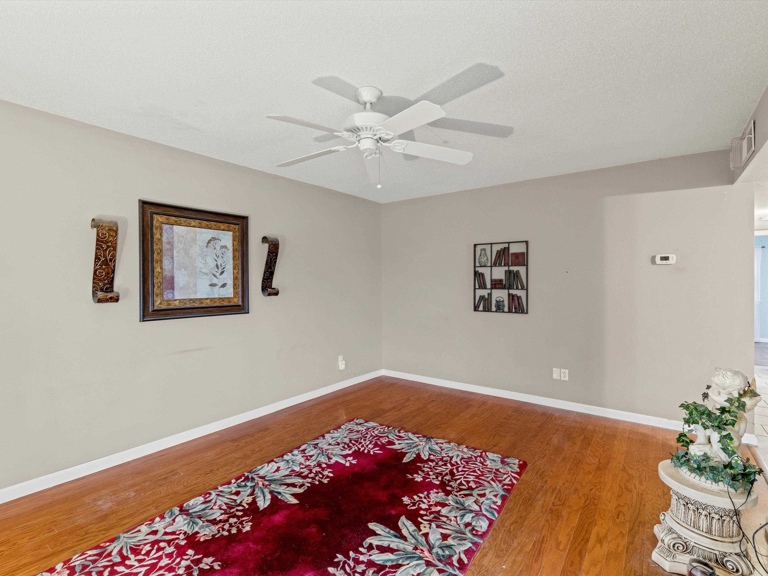 327 Catalina dr, Owensboro, Kentucky 42303, 3 Bedrooms Bedrooms, ,1 BathroomBathrooms,Single Family Residence,For Sale,Catalina dr,91547