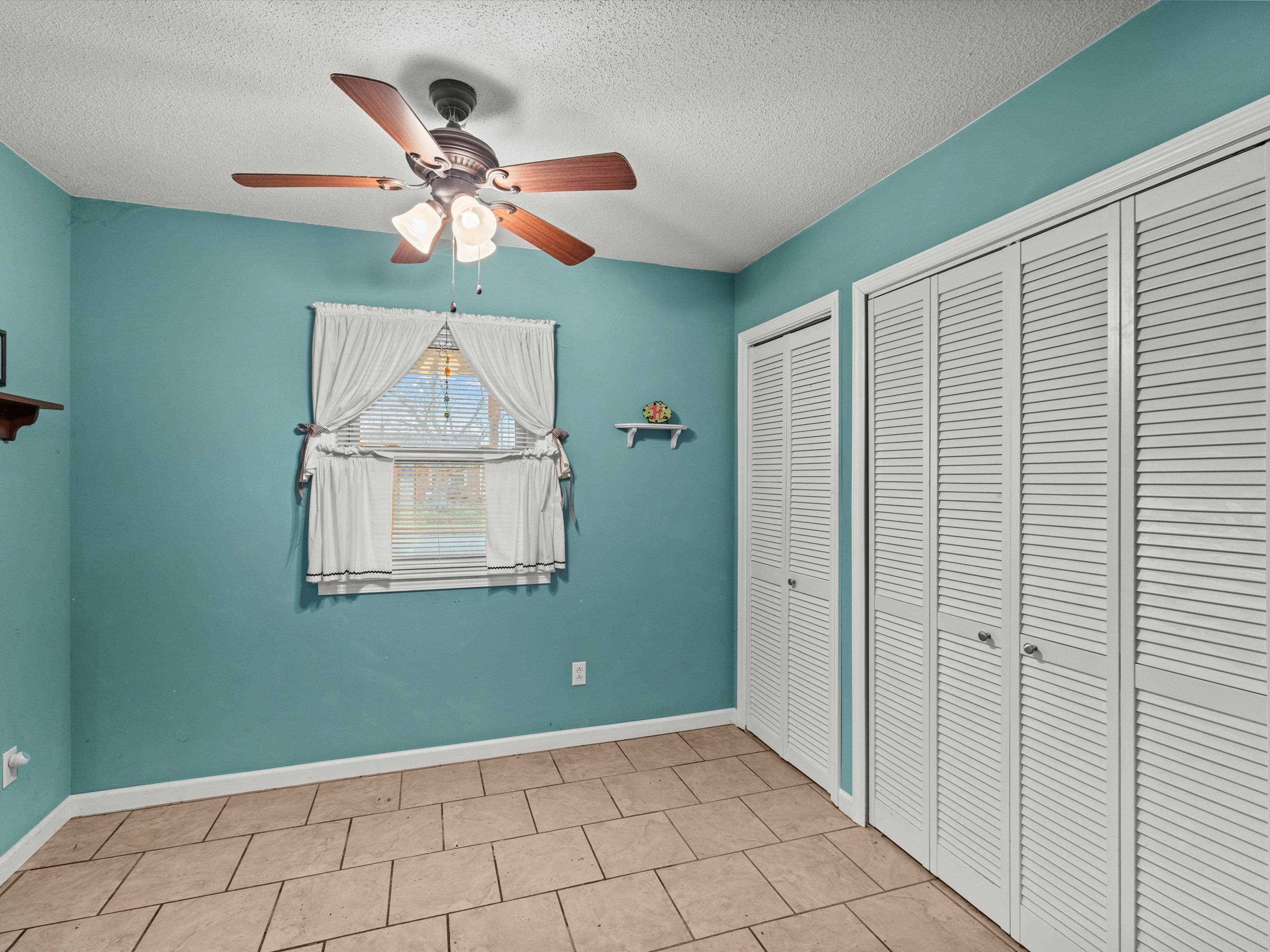 327 Catalina dr, Owensboro, Kentucky 42303, 3 Bedrooms Bedrooms, ,1 BathroomBathrooms,Single Family Residence,For Sale,Catalina dr,91547