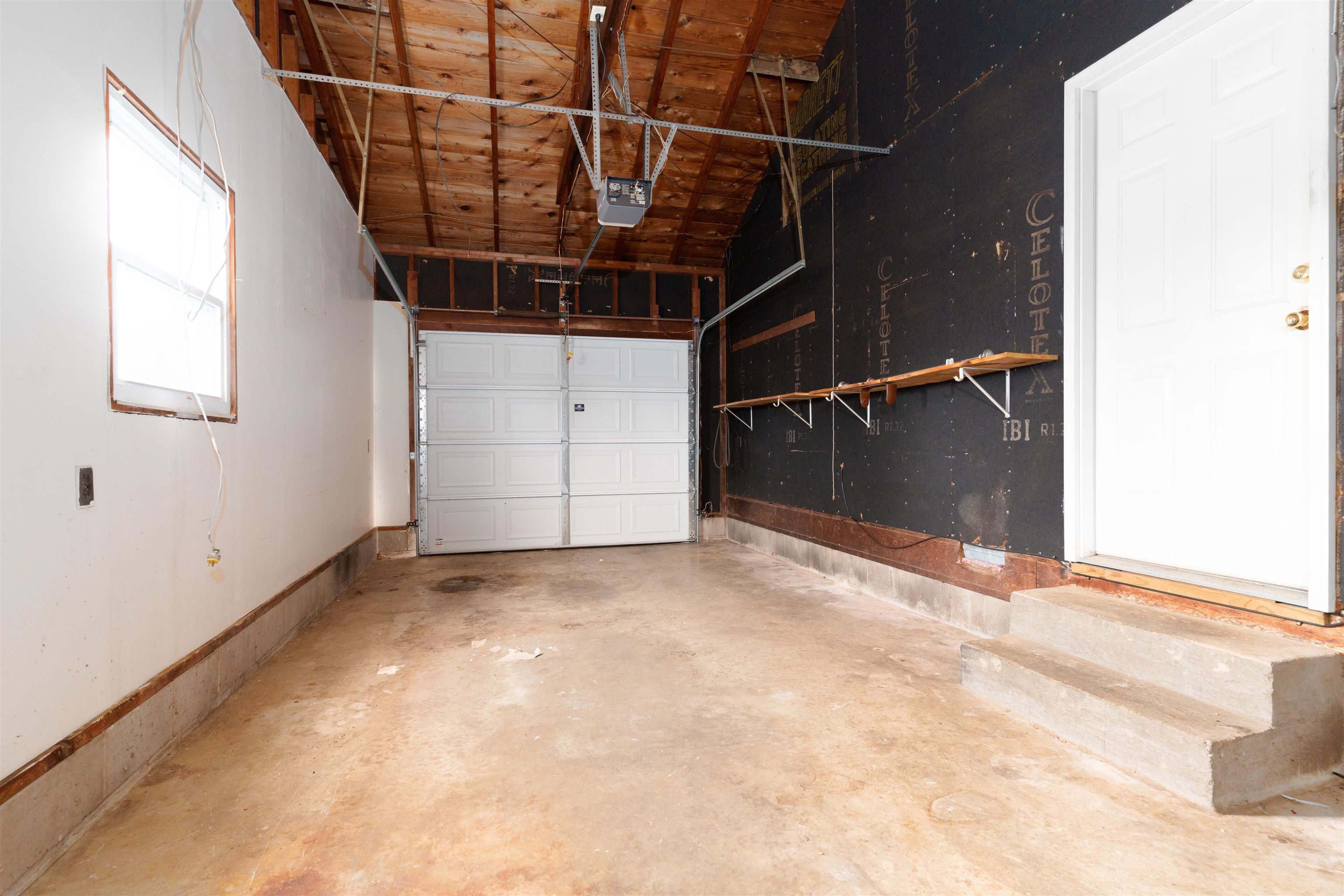 2321 Pin Oak Dr, Owensboro, Kentucky 42303, 3 Bedrooms Bedrooms, ,1 BathroomBathrooms,Single Family Residence,For Sale,Pin Oak Dr,91548
