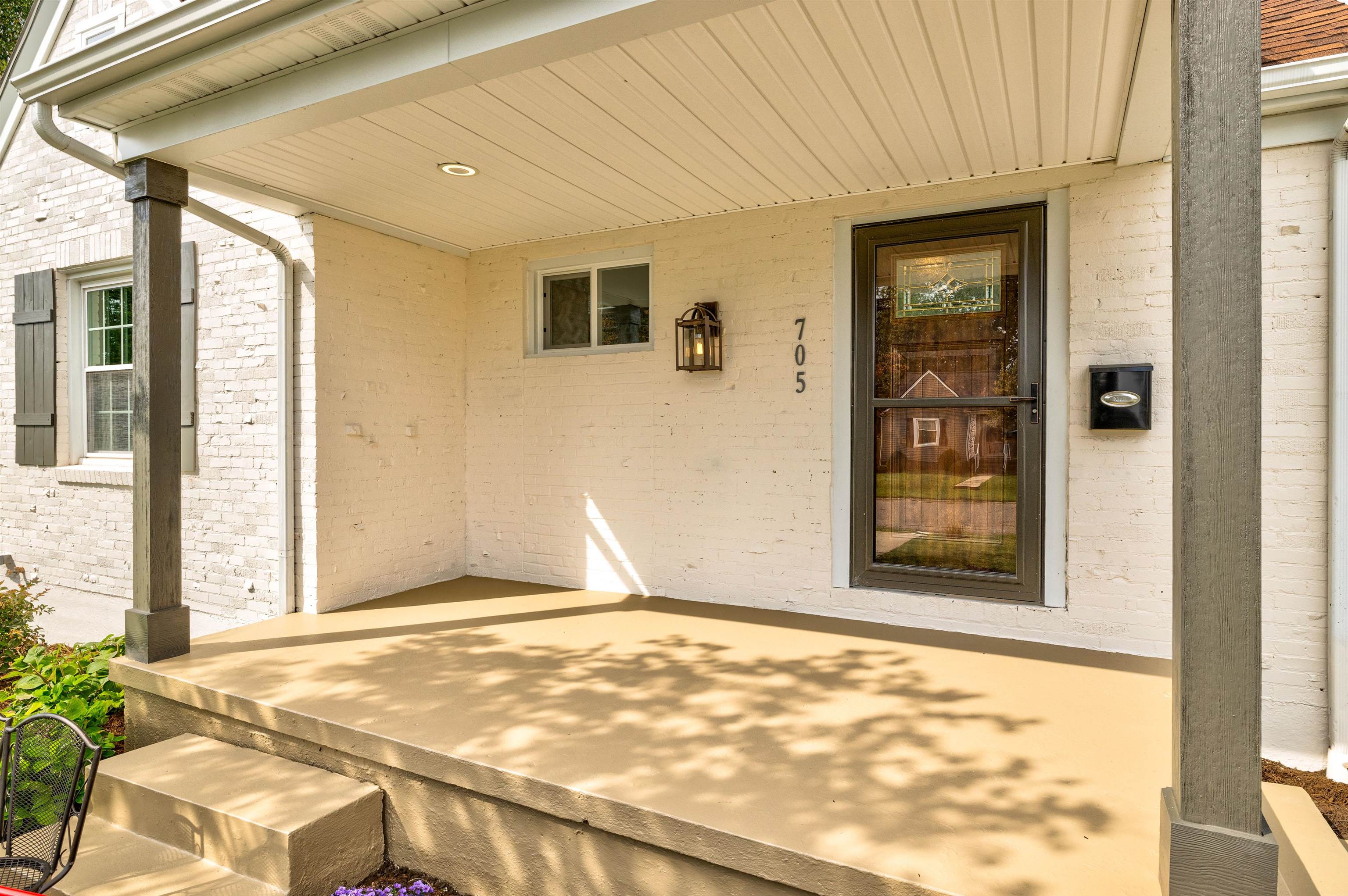 705 Hill Avenue, Owensboro, Kentucky 42301, 3 Bedrooms Bedrooms, ,2 BathroomsBathrooms,Single Family Residence,For Sale,Hill Avenue,91549